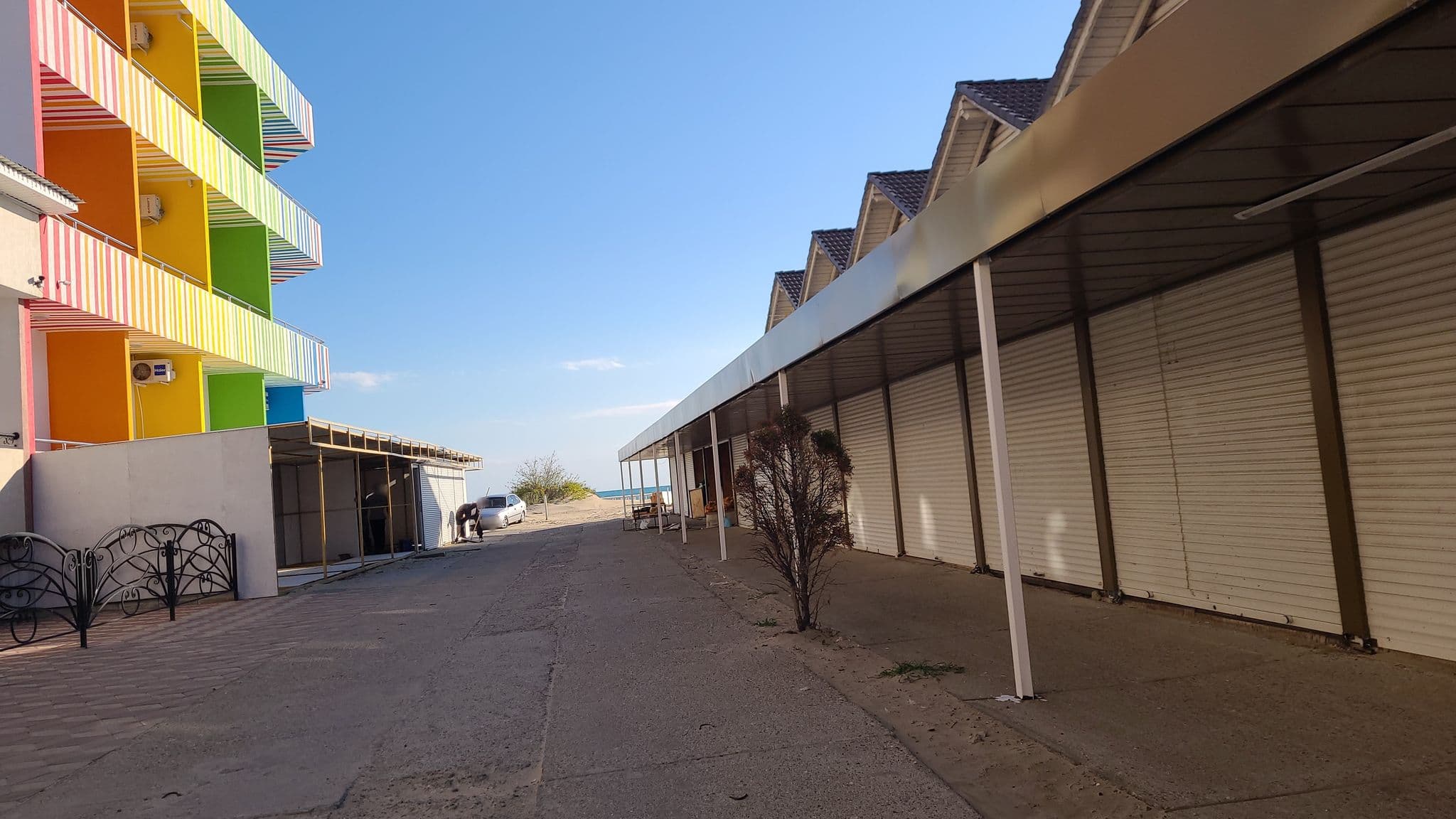 Street view near Отель "Кручар", Tsibanobalka — © trolleway (CC BY-SA · Mapillary)