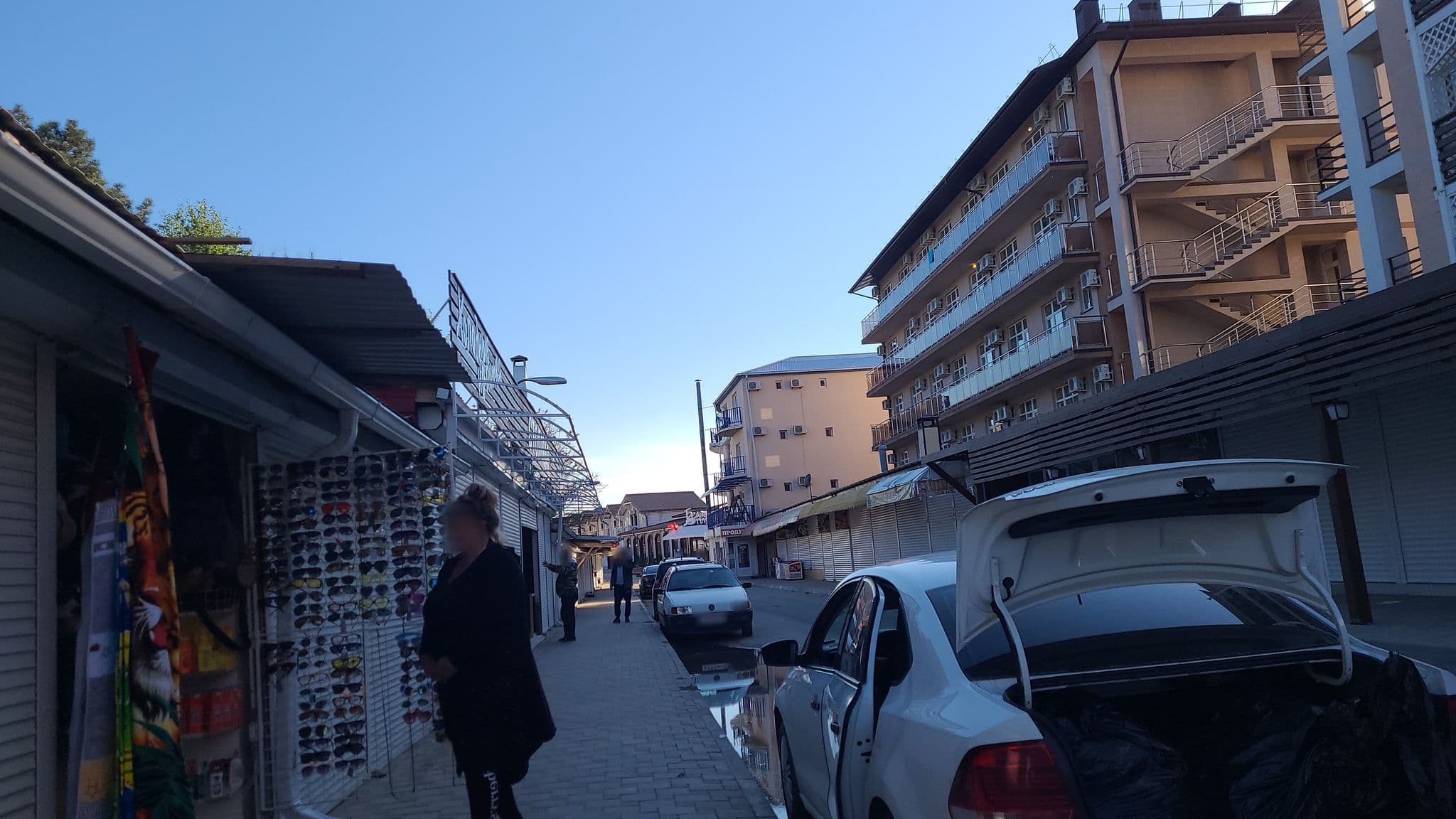 Street view near Ателика Гранд Прибой, Tsibanobalka — © trolleway (CC BY-SA · Mapillary)