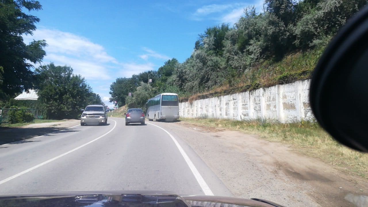 Street view near Пансионат "Золотая линия", Vityazevo — © juliashelukhova (CC BY-SA · Mapillary)