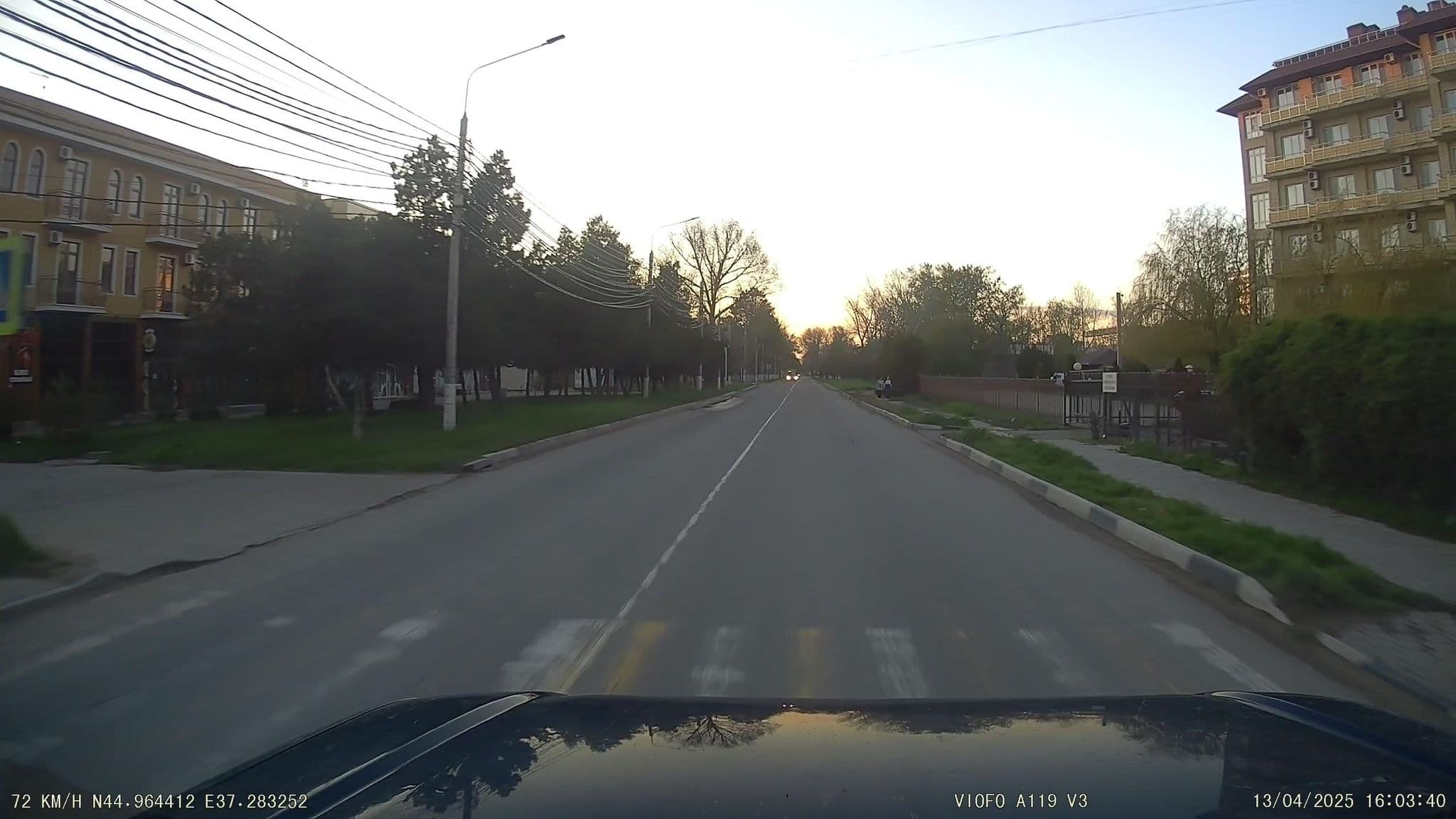 Street view near Eridan Hotel, Vityazevo — © azimuth (CC BY-SA · Mapillary)