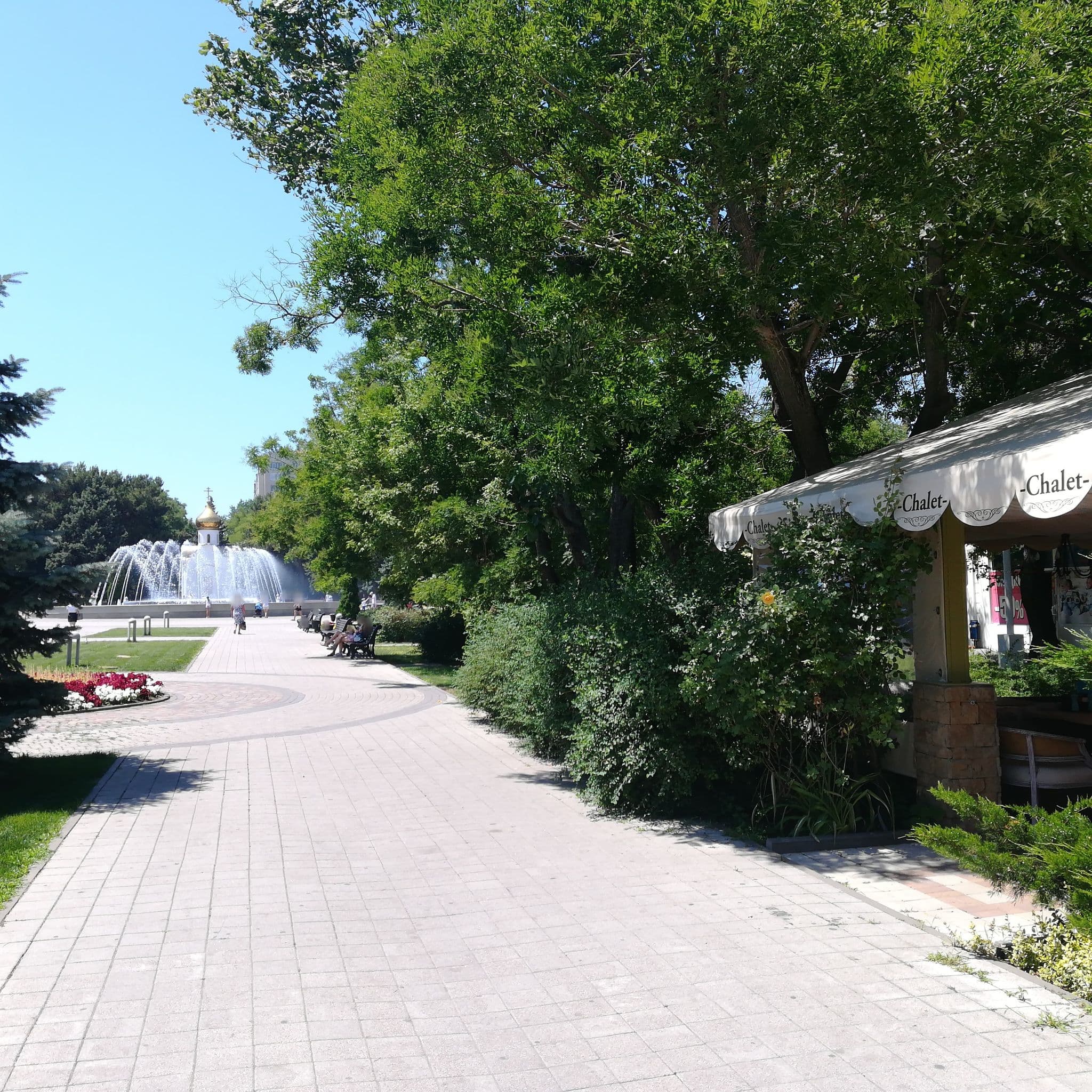 Street view near Гранд-Отель Валентина, Anapa — © api (CC BY-SA · Mapillary)