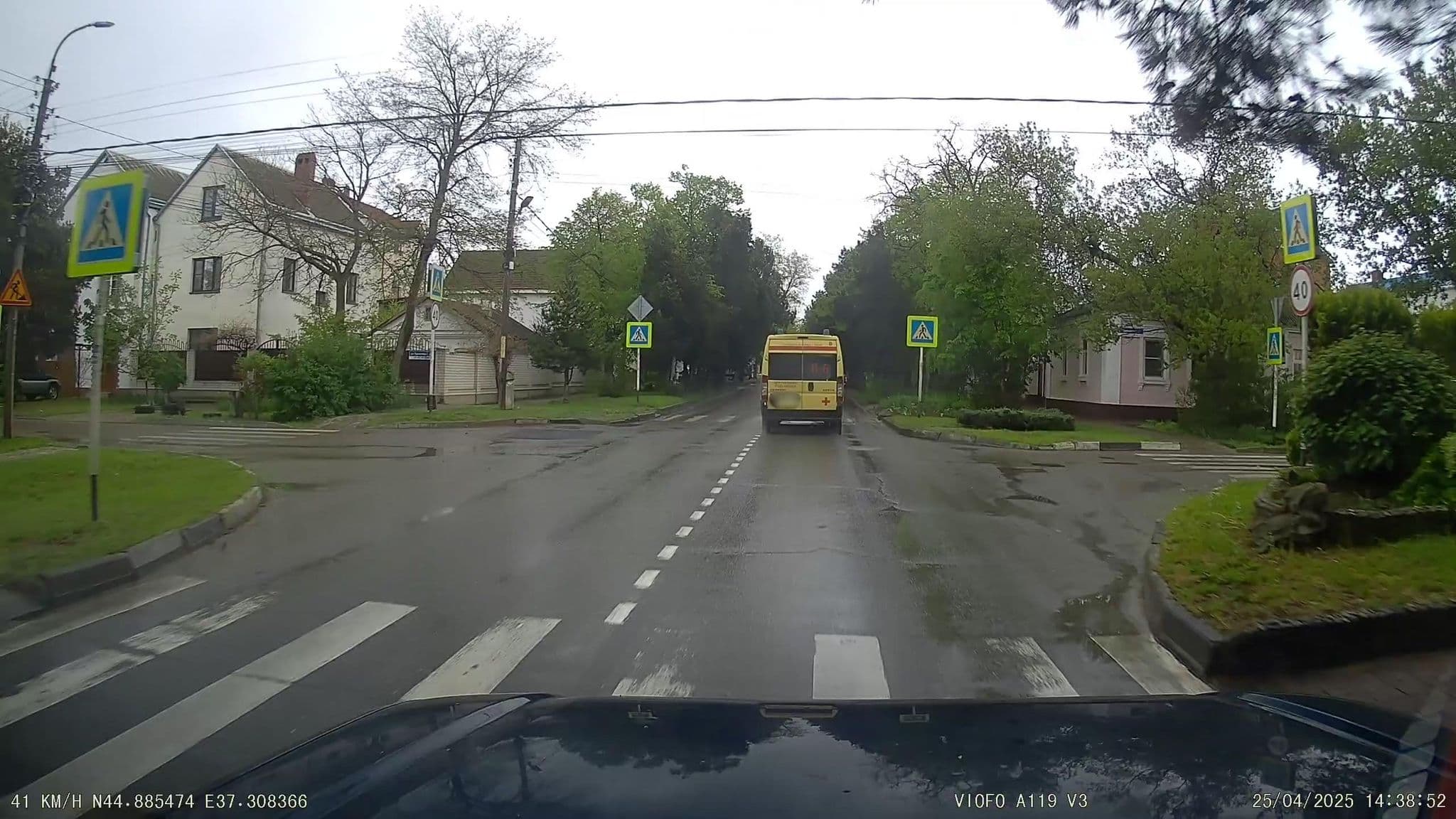 Street view near Юнона, Anapa — © azimuth (CC BY-SA · Mapillary)