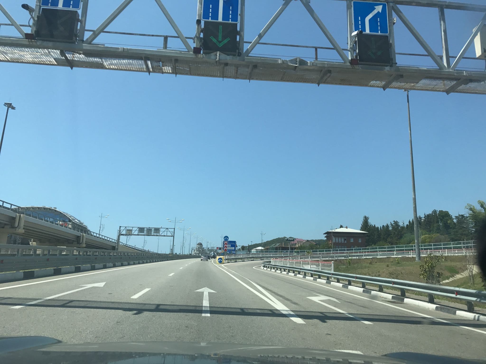 Street view near Отель "У Гургенчика", Sirius — © osani (CC BY-SA · Mapillary)