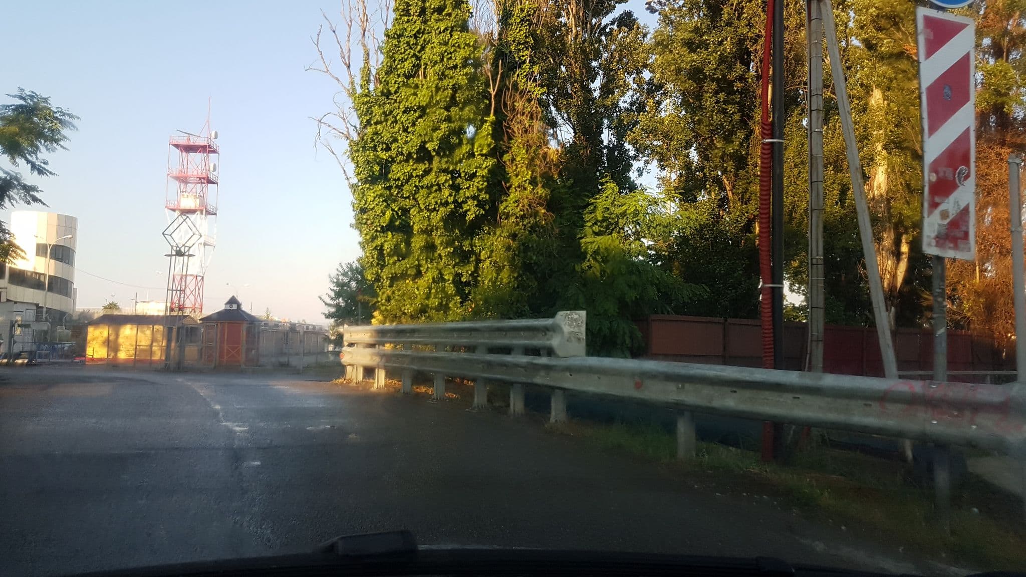Street view near Отель Аваллон, Adler — © teddy73 (CC BY-SA · Mapillary)