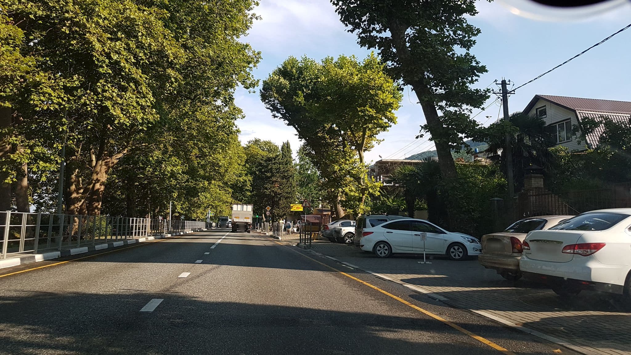 Street view near Гостевой Дом Helas, Lazarevskoye — © teddy73 (CC BY-SA · Mapillary)