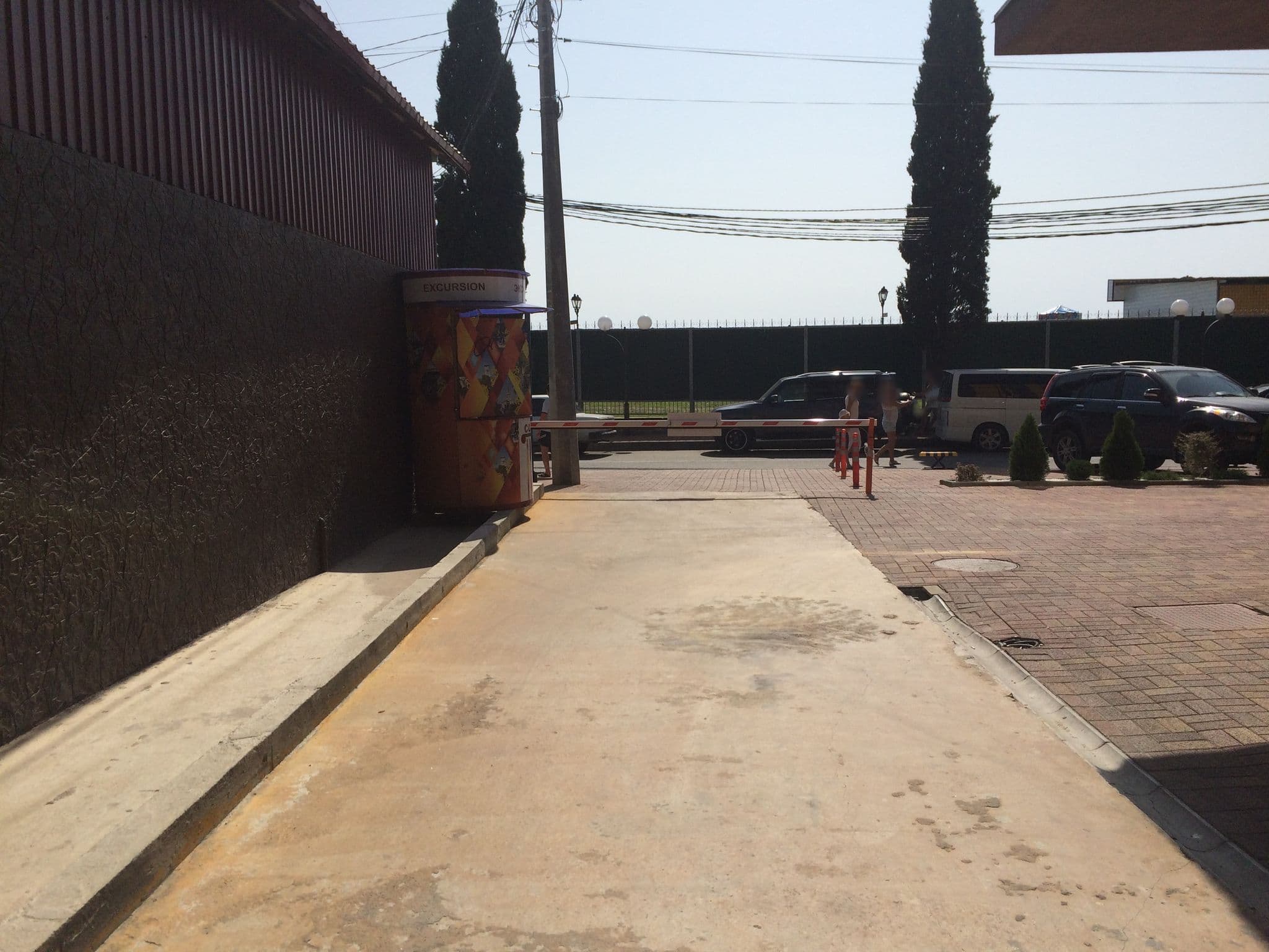 Street view near Отель Анна Мария, Sirius — © dmitriynikitin (CC BY-SA · Mapillary)