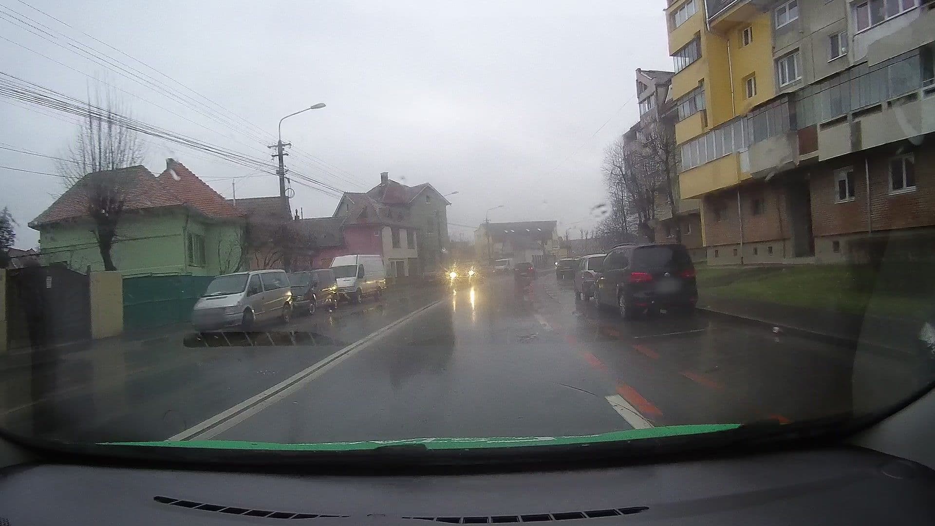 Street view near Rusciorului nr 9, bloc 71, Sibiu — © tavi (CC BY-SA · Mapillary)