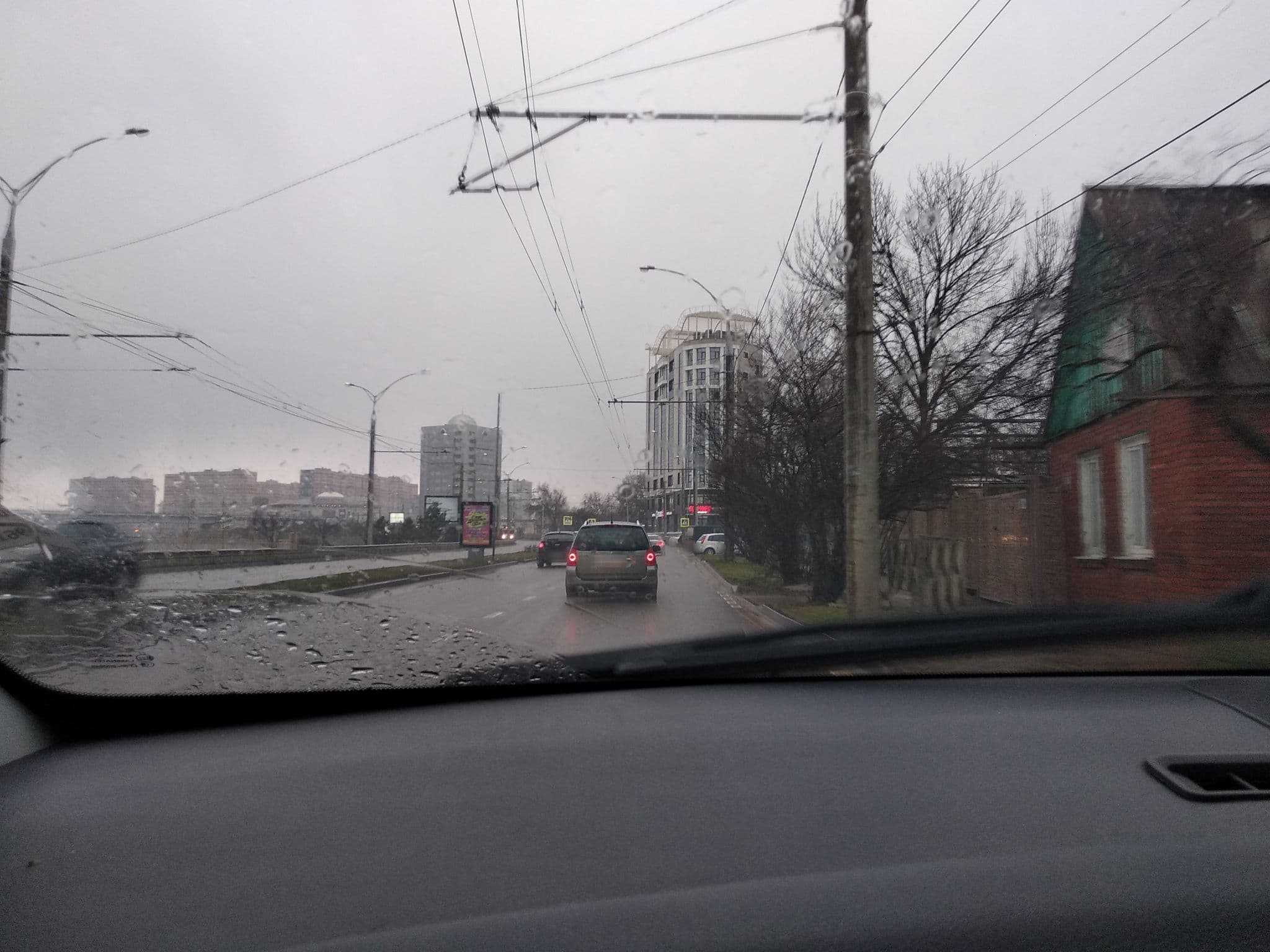 Street view near Гостинный двор, Krasnodar — © vanmhit (CC BY-SA · Mapillary)