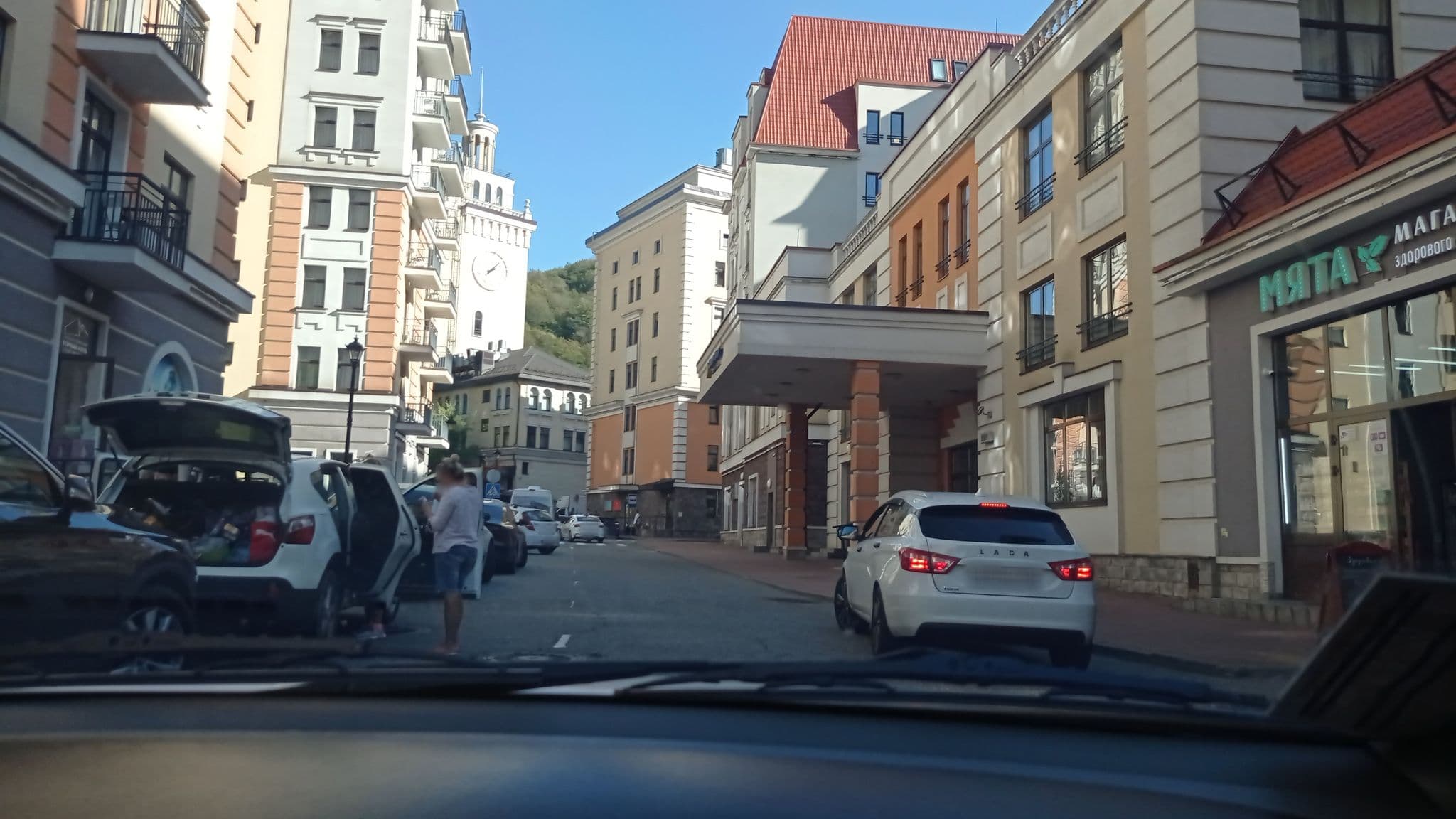 Street view near Апарт-отель, Vysokoye — © petunder (CC BY-SA · Mapillary)
