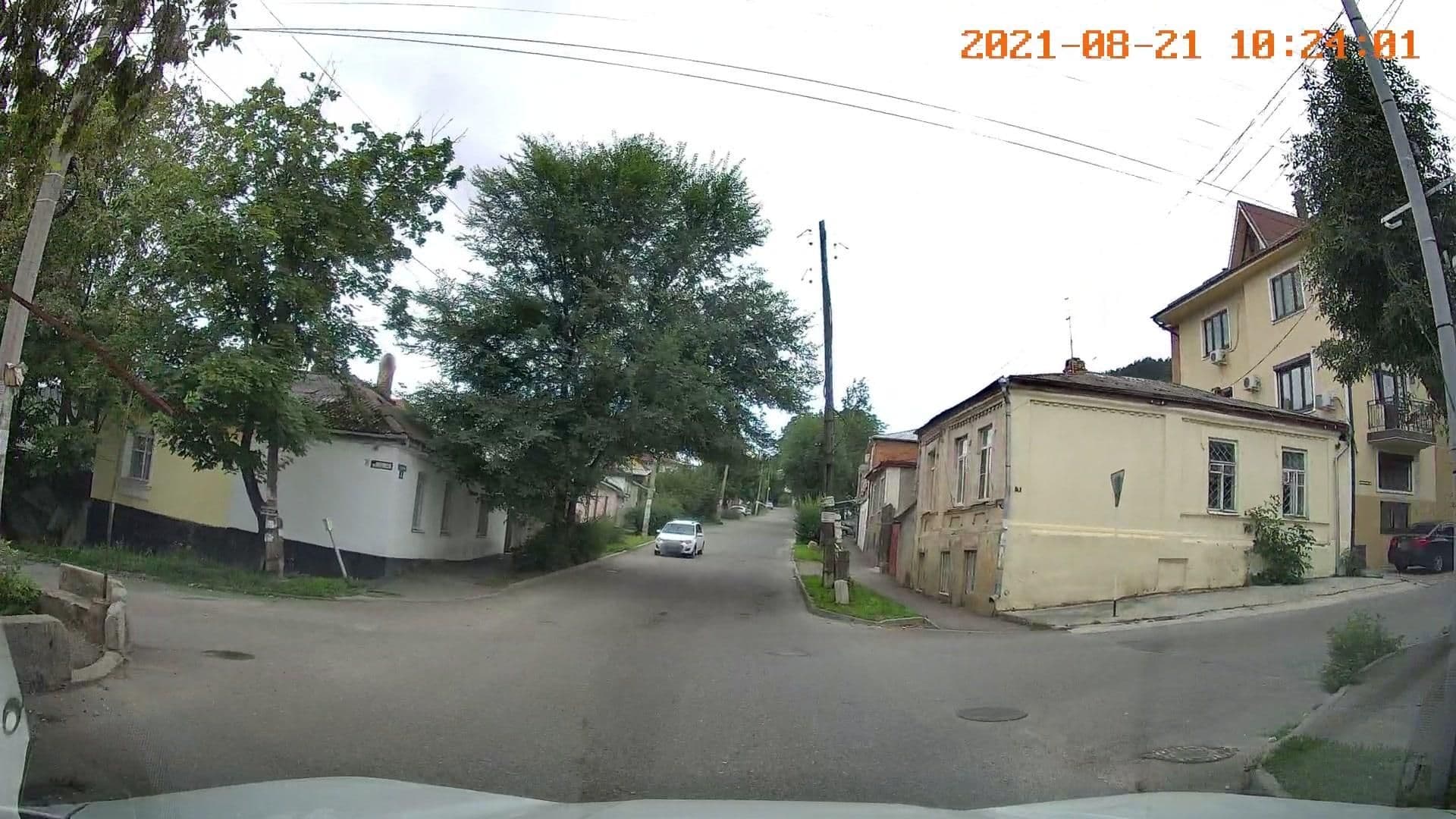Street view near Султан, Kislovodsk — © konfobox (CC BY-SA · Mapillary)