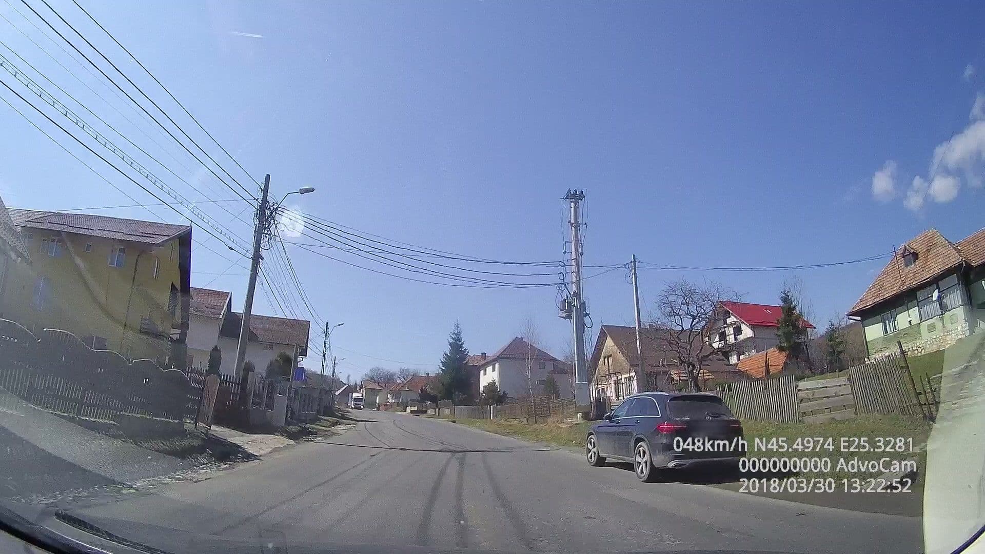 Street view near Pensiunea Buzdugan, Moieciu de Jos — © tavi (CC BY-SA · Mapillary)