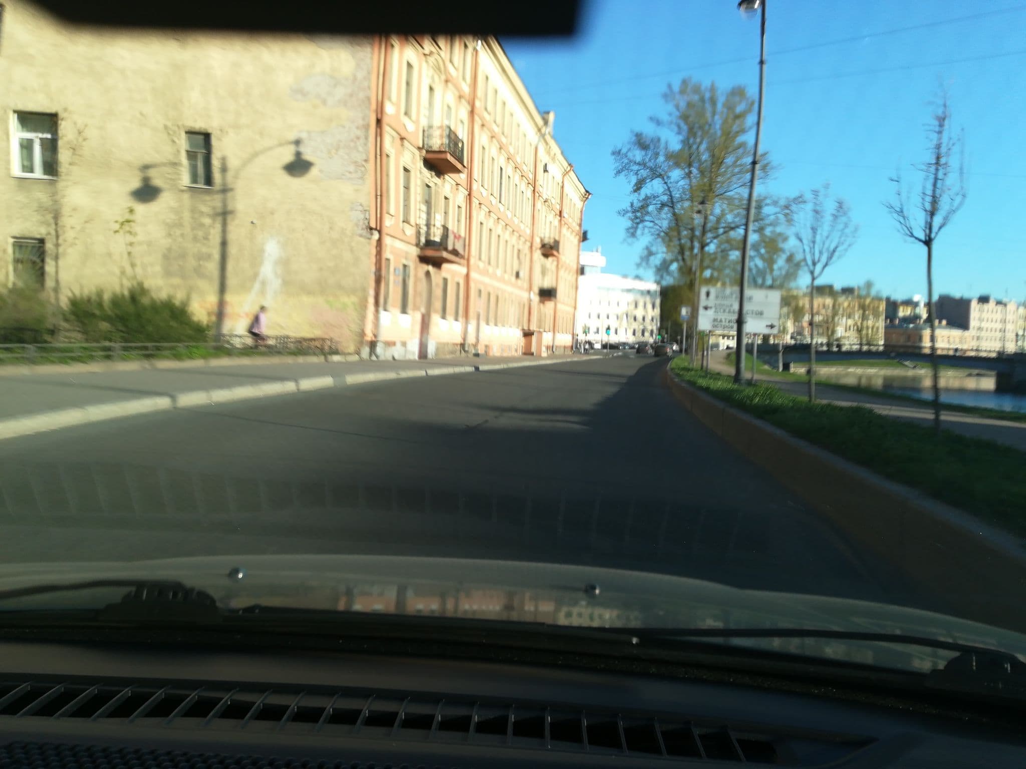 Street view near Litali Hotel, Admiralteisky — © dvd1973 (CC BY-SA · Mapillary)