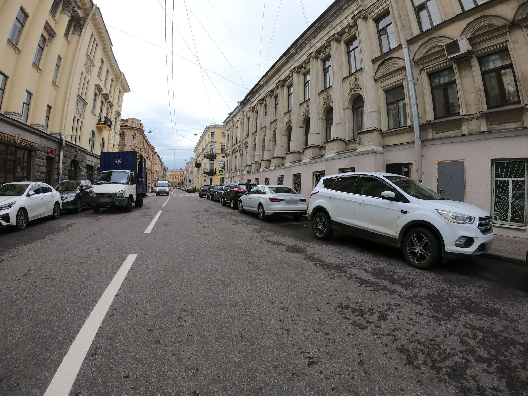 Street view near Астра Делюкс (Yu Delux), Admiralteisky — © GaMiKo (CC BY-SA · Mapillary)