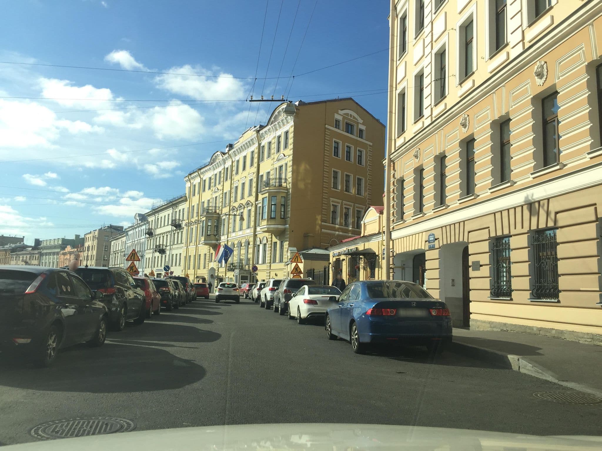 Street view near Невский Отель Мойка 5, Saint Petersburg — © ser9ei999 (CC BY-SA · Mapillary)