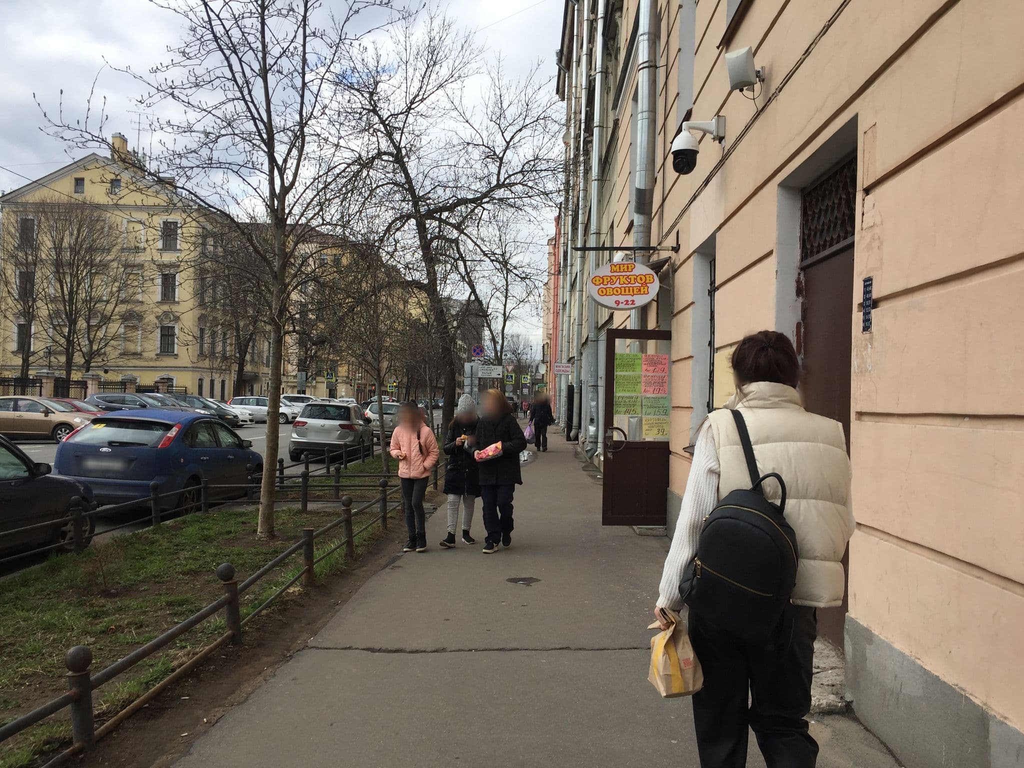 Street view near Мини-отель «Теремок на Васильевском», Vasyl'evsky Ostrov — © ser9ei999 (CC BY-SA · Mapillary)