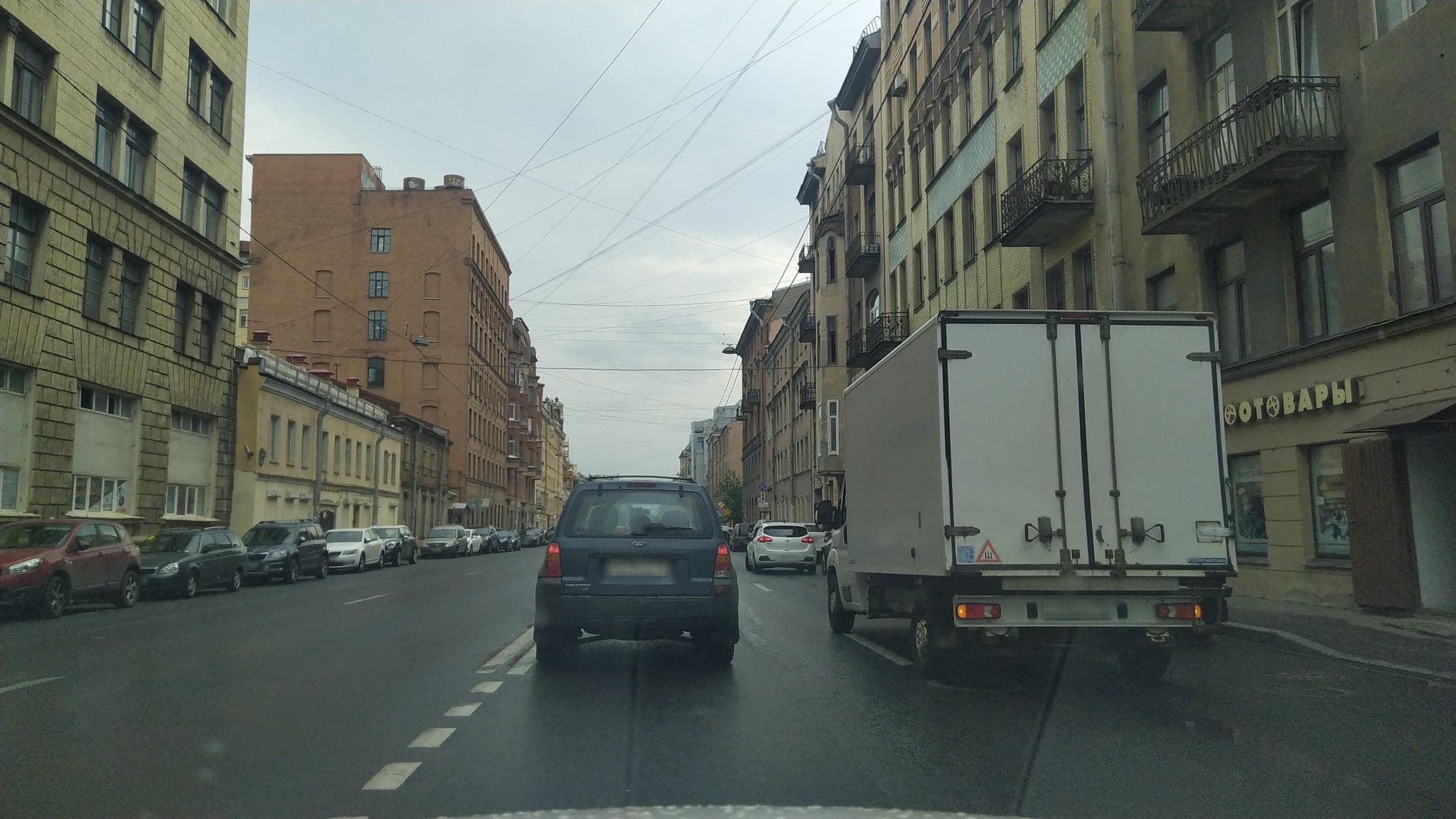 Street view near Amber, Vasyl'evsky Ostrov — © ser9ei999 (CC BY-SA · Mapillary)
