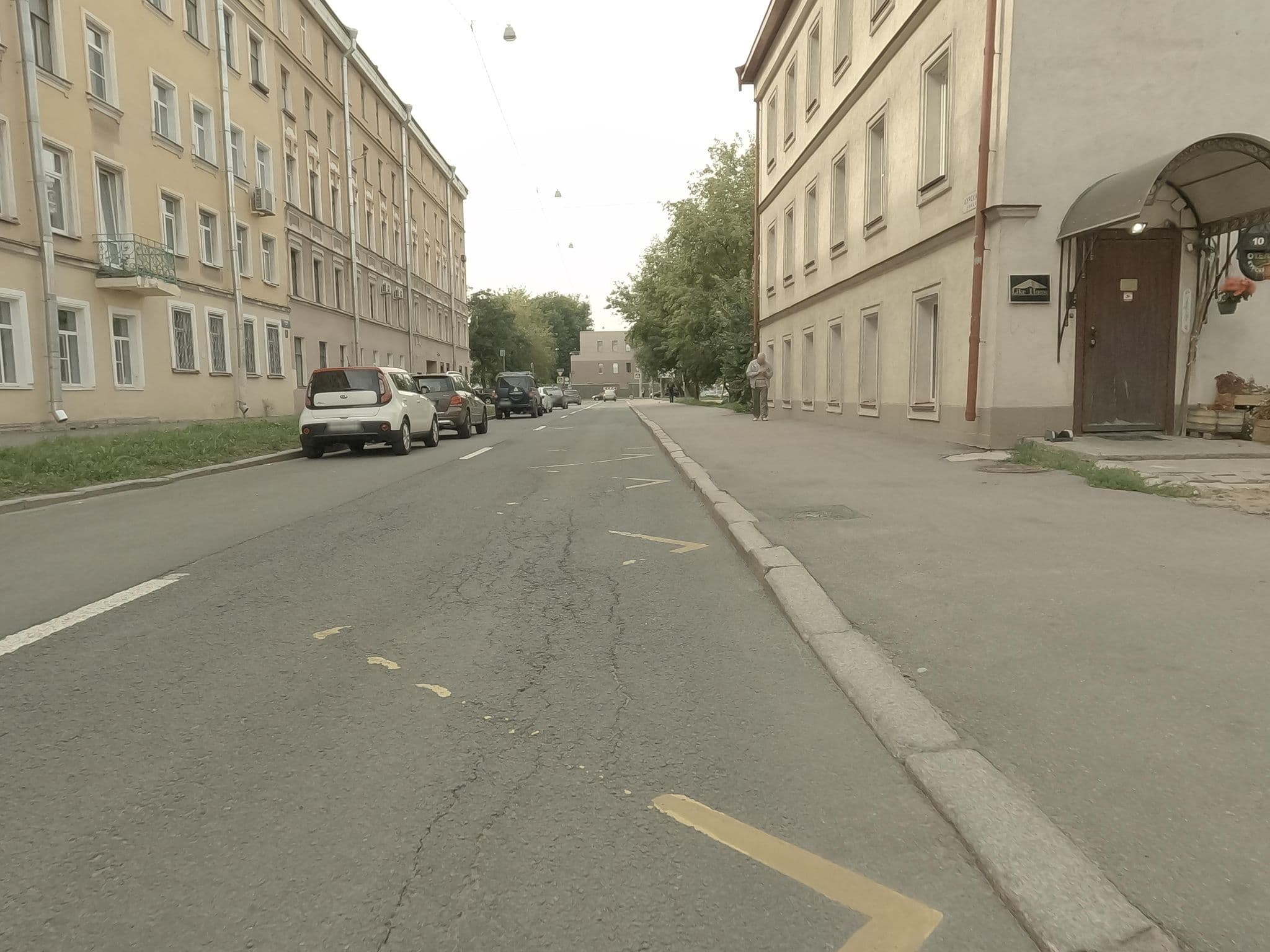 Street view near Гостиница Курская, Centralniy — © GaMiKo (CC BY-SA · Mapillary)