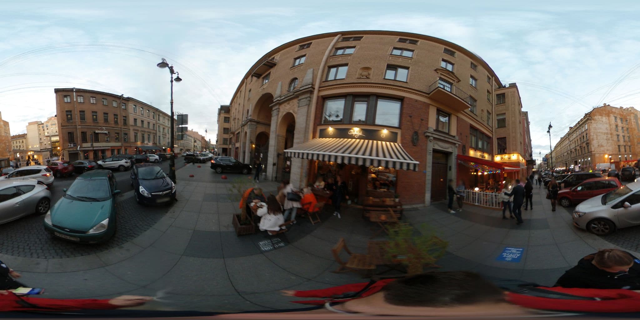 Street view near Almaz Hotel, Centralniy — © vlivyur (CC BY-SA · Mapillary)