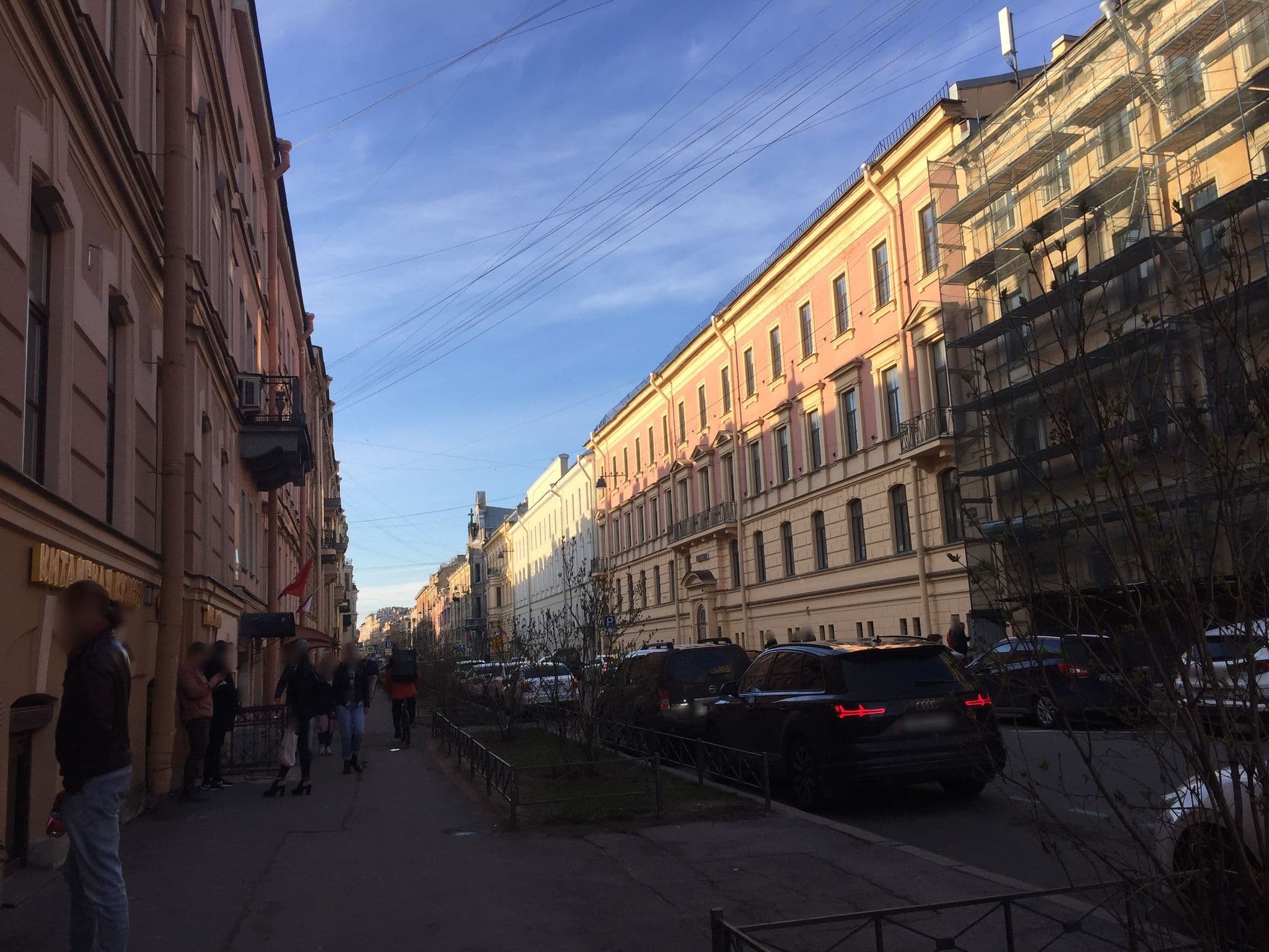 Street view near Amelie hotel, Centralniy — © ser9ei999 (CC BY-SA · Mapillary)