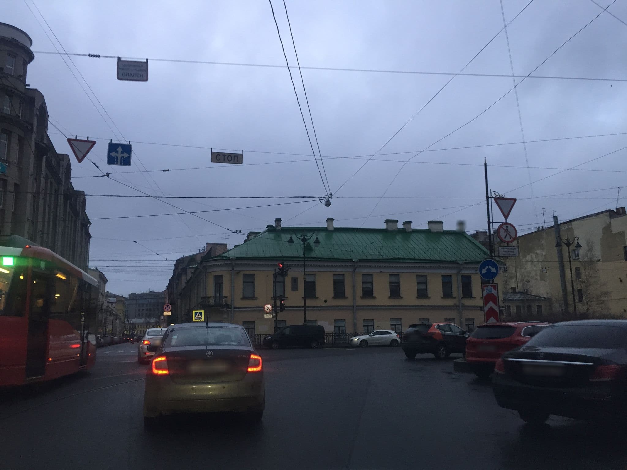 Street view near Мини-отель "Невские сны", Centralniy — © ser9ei999 (CC BY-SA · Mapillary)
