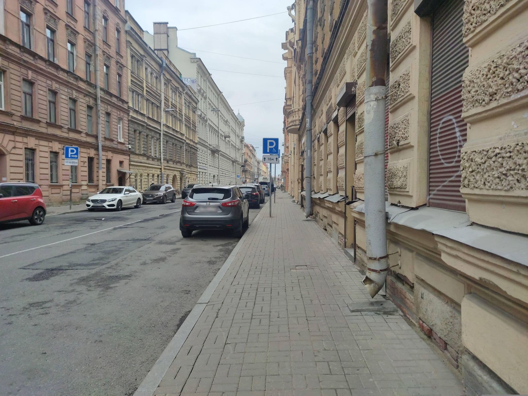 Street view near Samovar Guest House, Centralniy — © maximal (CC BY-SA · Mapillary)