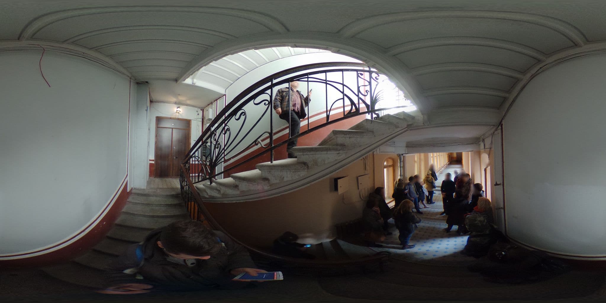 Street view near Флигель на Жуковском, Centralniy — © trolleway (CC BY-SA · Mapillary)
