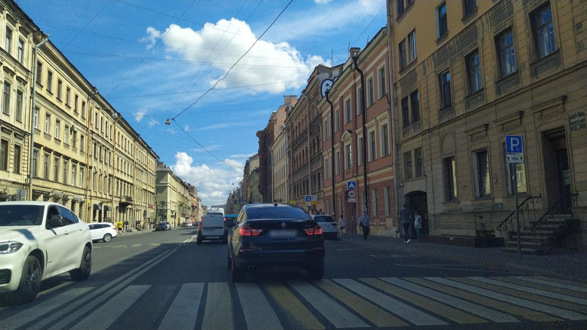 Street view near Crazy Duck Hostel, Centralniy — © ser9ei999 (CC BY-SA · Mapillary)
