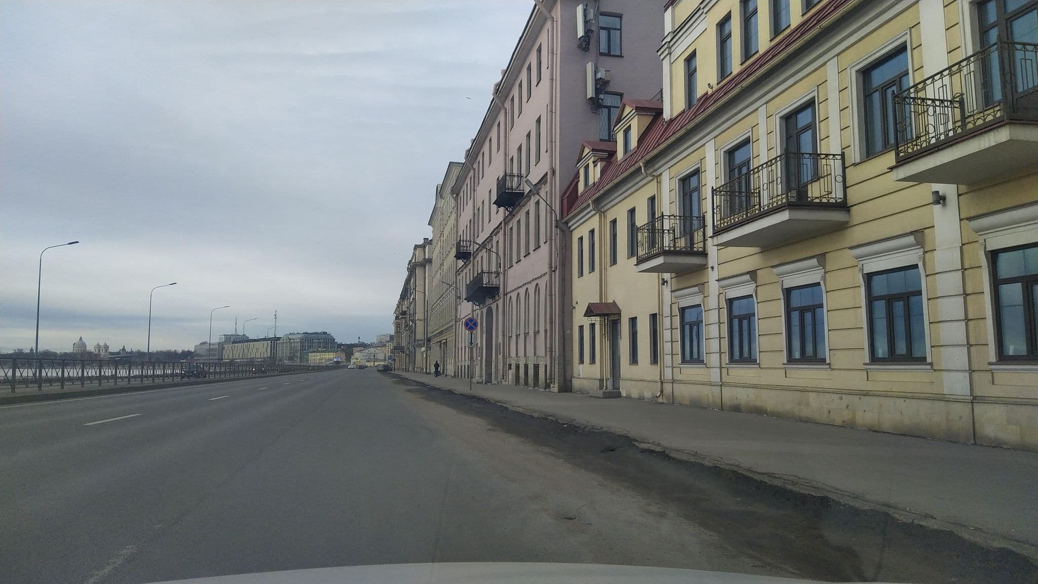 Street view near Bagration Hotel, Centralniy — © ser9ei999 (CC BY-SA · Mapillary)
