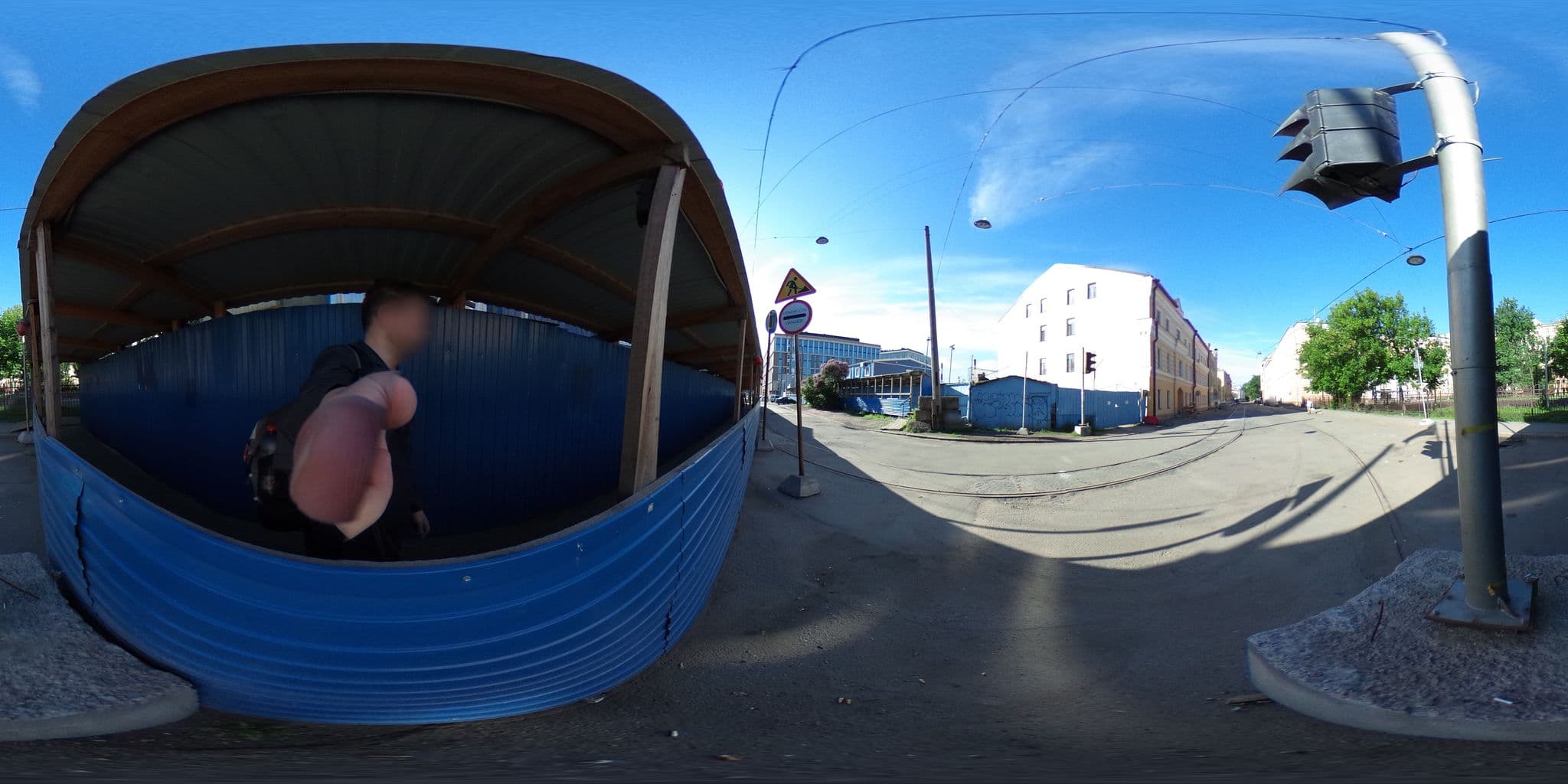 Street view near Diplomat Hotel, Centralniy — © trolleway (CC BY-SA · Mapillary)
