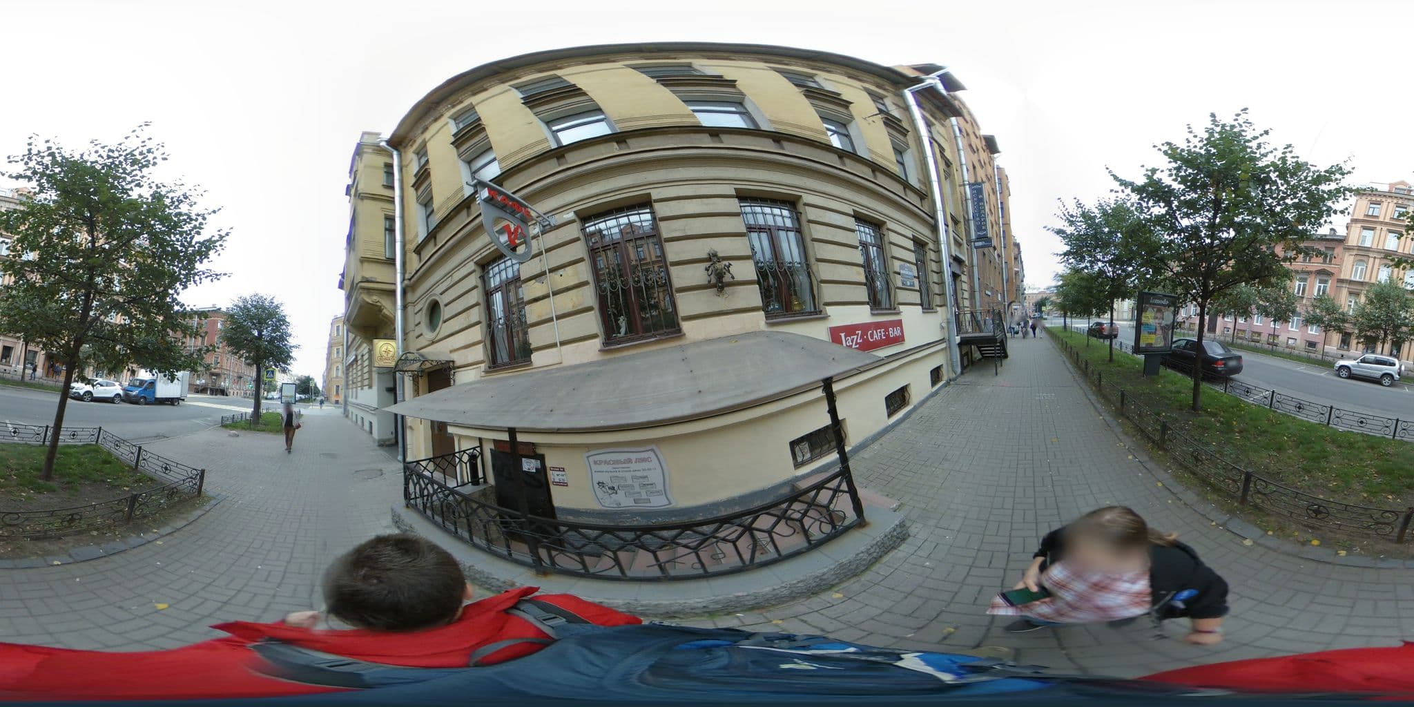 Street view near Соната на Маяковского, Centralniy — © vlivyur (CC BY-SA · Mapillary)