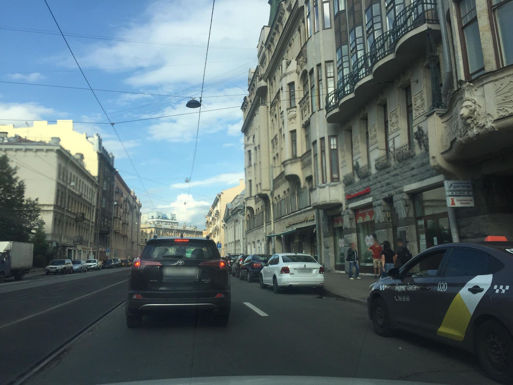 Street view near Хостел «Танский», Petrogradka — © ser9ei999 (CC BY-SA · Mapillary)