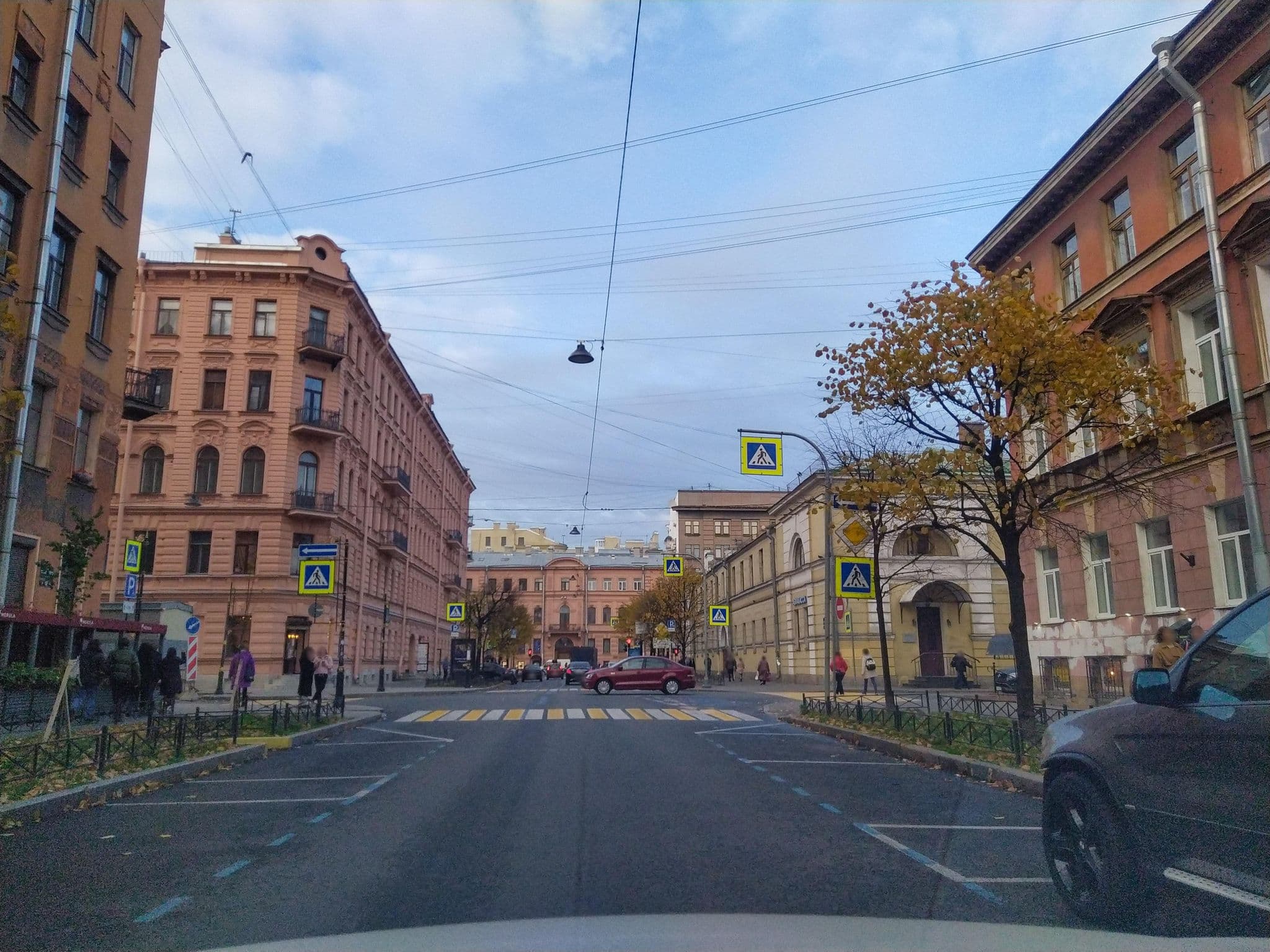 Street view near Room 5, Centralniy — © ser9ei999 (CC BY-SA · Mapillary)