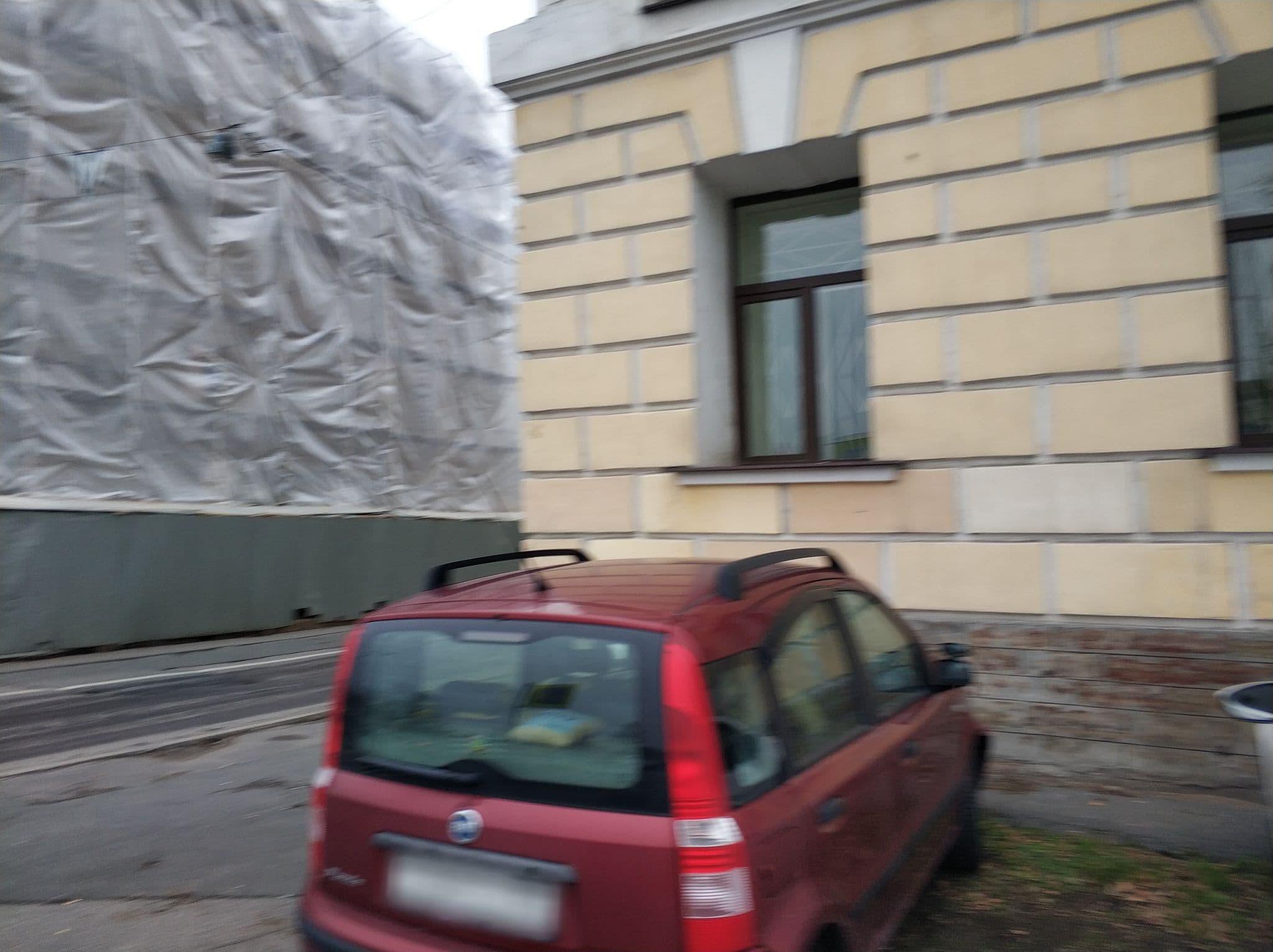 Street view near Glinz, Petrogradka — © freddouhelk (CC BY-SA · Mapillary)