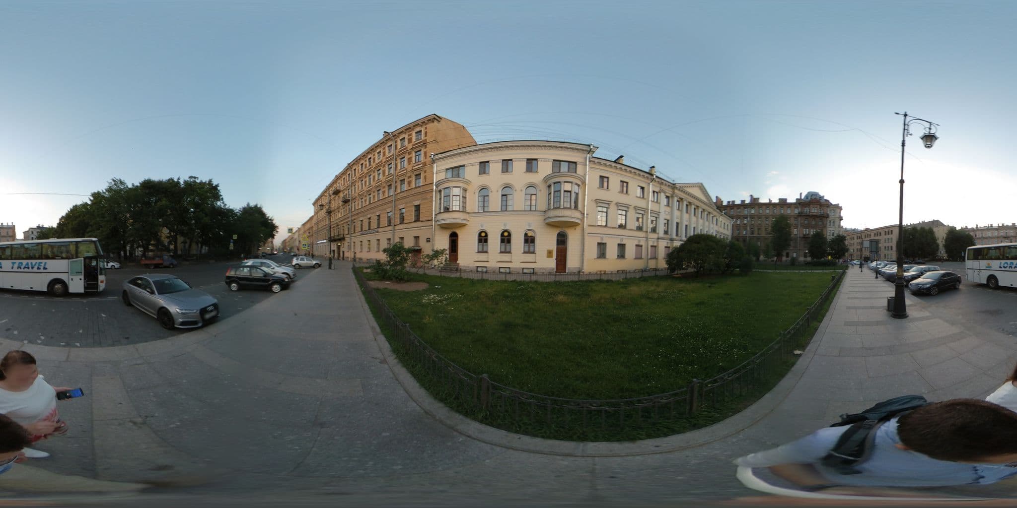 Street view near Longstay Hostel, Centralniy — © vlivyur (CC BY-SA · Mapillary)