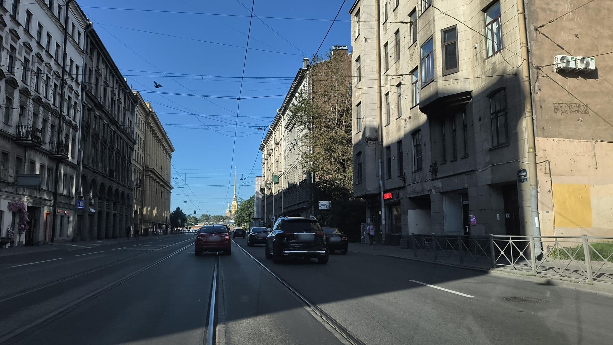 Street view near Апарт-отель "Хамелеон", Petrogradka — © ser9ei999 (CC BY-SA · Mapillary)