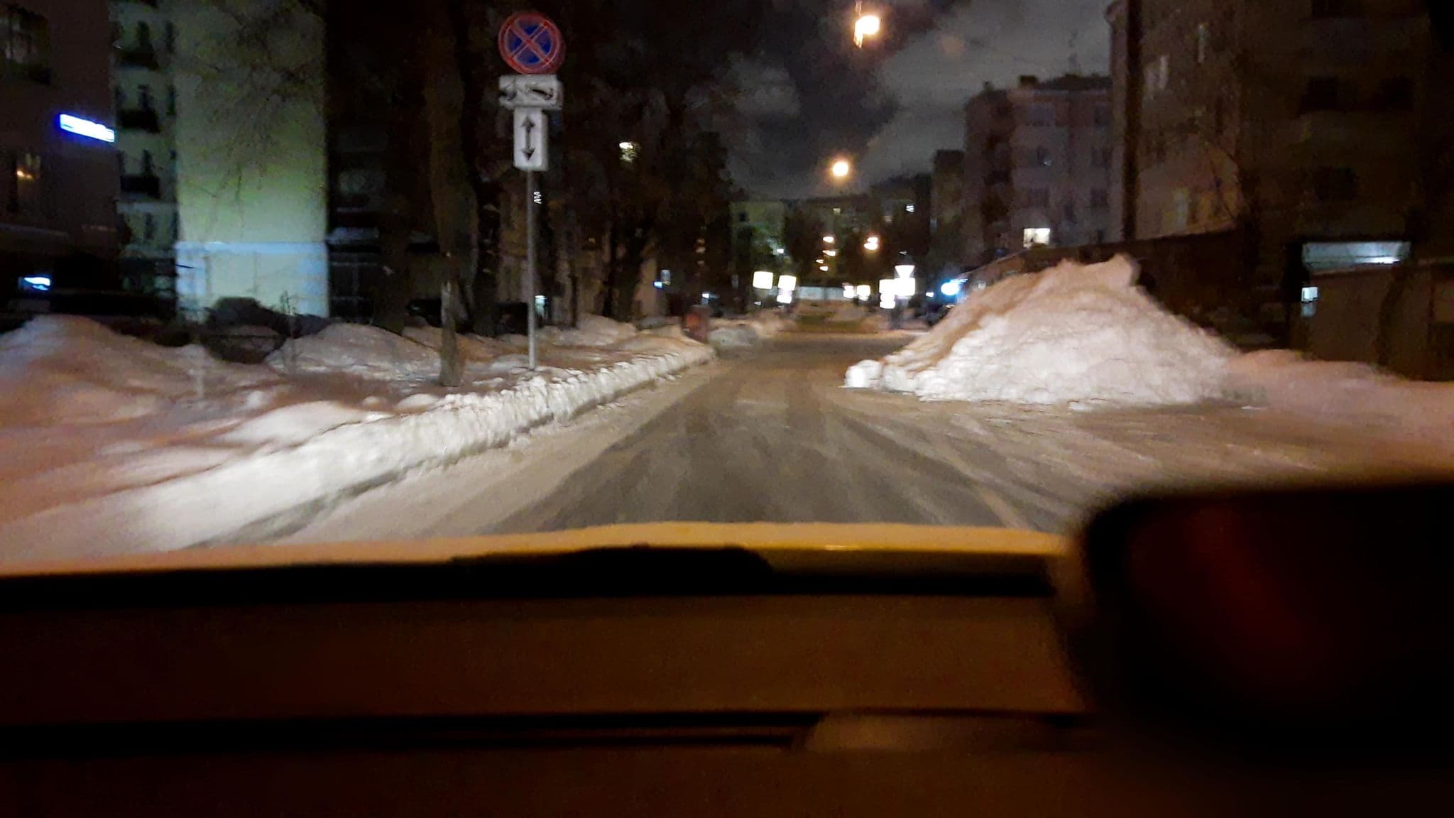 Street view near Антиотель, Presnenskiy — © phoneuploader (CC BY-SA · Mapillary)