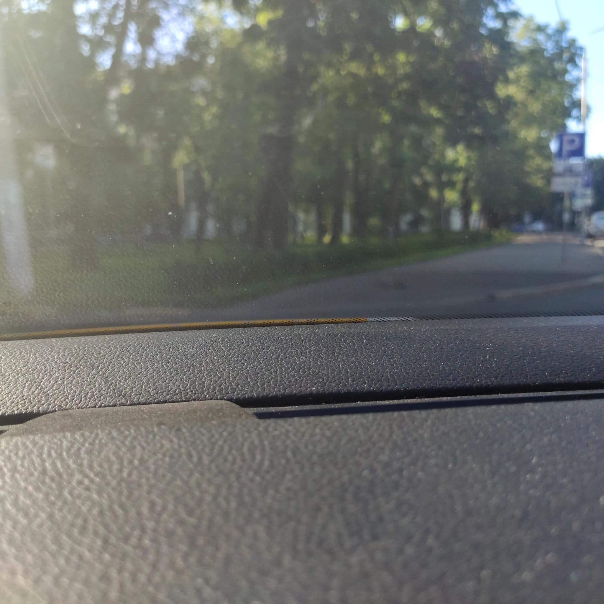 Street view near Sea Breeze Sales Office, Presnenskiy — © phoneuploader (CC BY-SA · Mapillary)