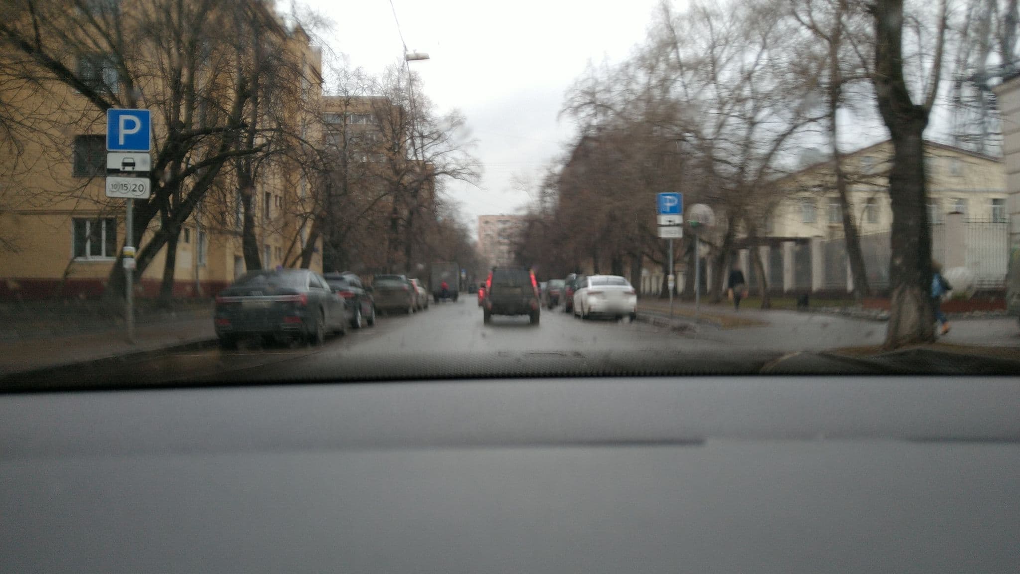 Street view near Подушкин, Zamoskvorech’ye — © phoneuploader (CC BY-SA · Mapillary)