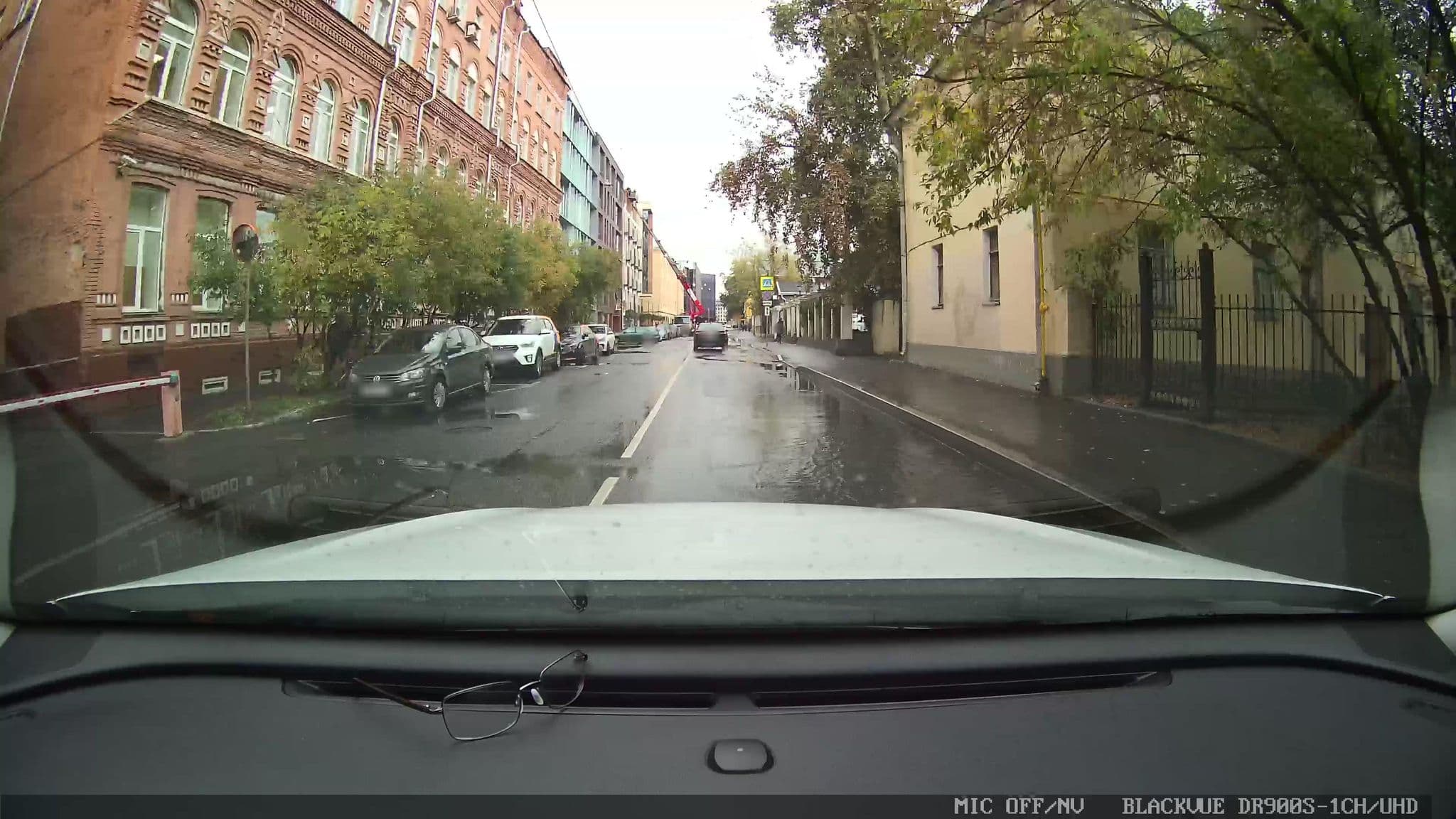 Street view near 1-й казачий пр. д.4 Алроса, Zamoskvorech’ye — © agorshkov (CC BY-SA · Mapillary)