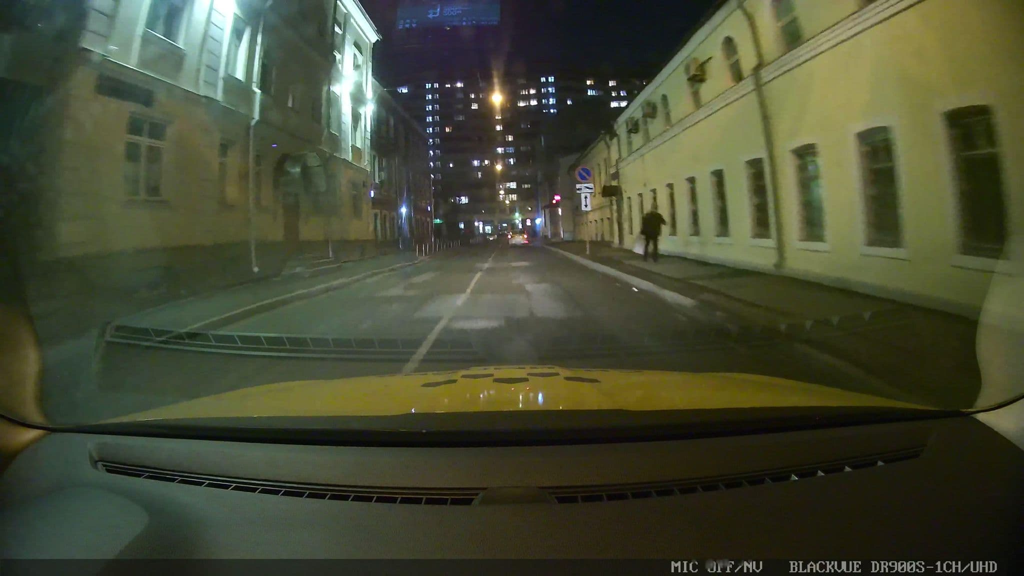 Street view near Eleon, Zamoskvorech’ye — © city_admin (CC BY-SA · Mapillary)