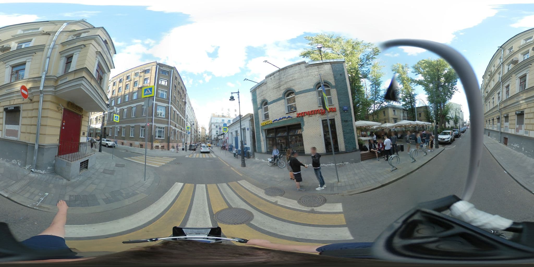 Street view near САУНА НА ЧИСТЫХ ПРУДАХ, Moscow — © trolleway (CC BY-SA · Mapillary)