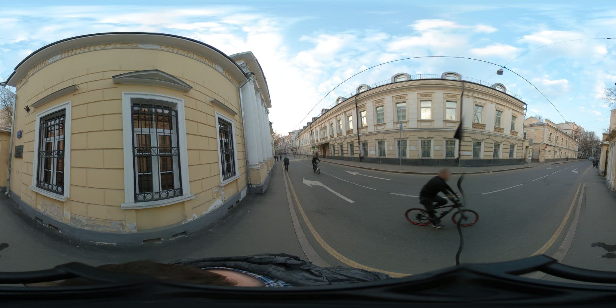 Street view near Apart Hostel, Moscow — © trolleway (CC BY-SA · Mapillary)