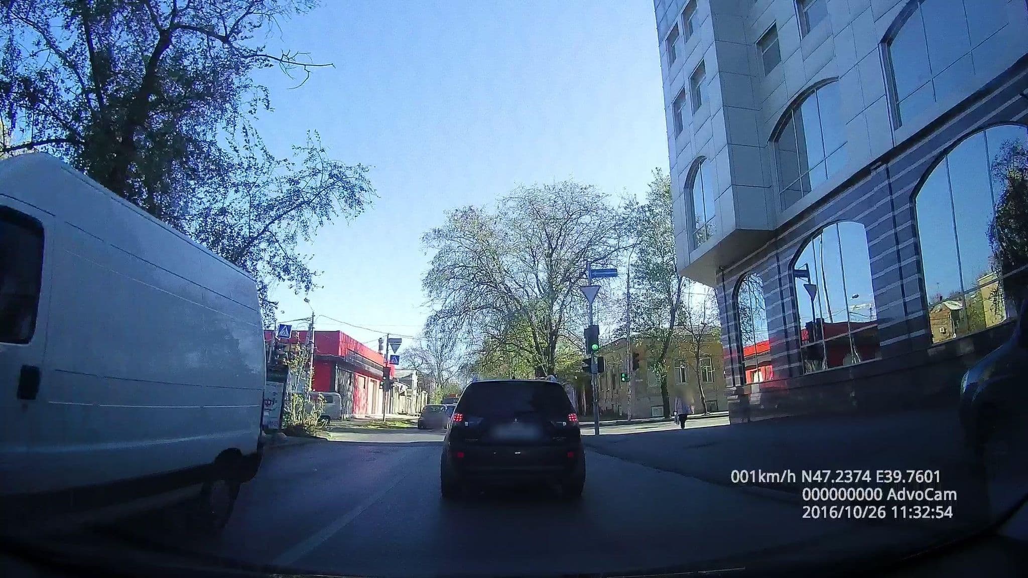 Street view near Benamar Hotel&Spa, Rostov-on-Don — © helenv (CC BY-SA · Mapillary)