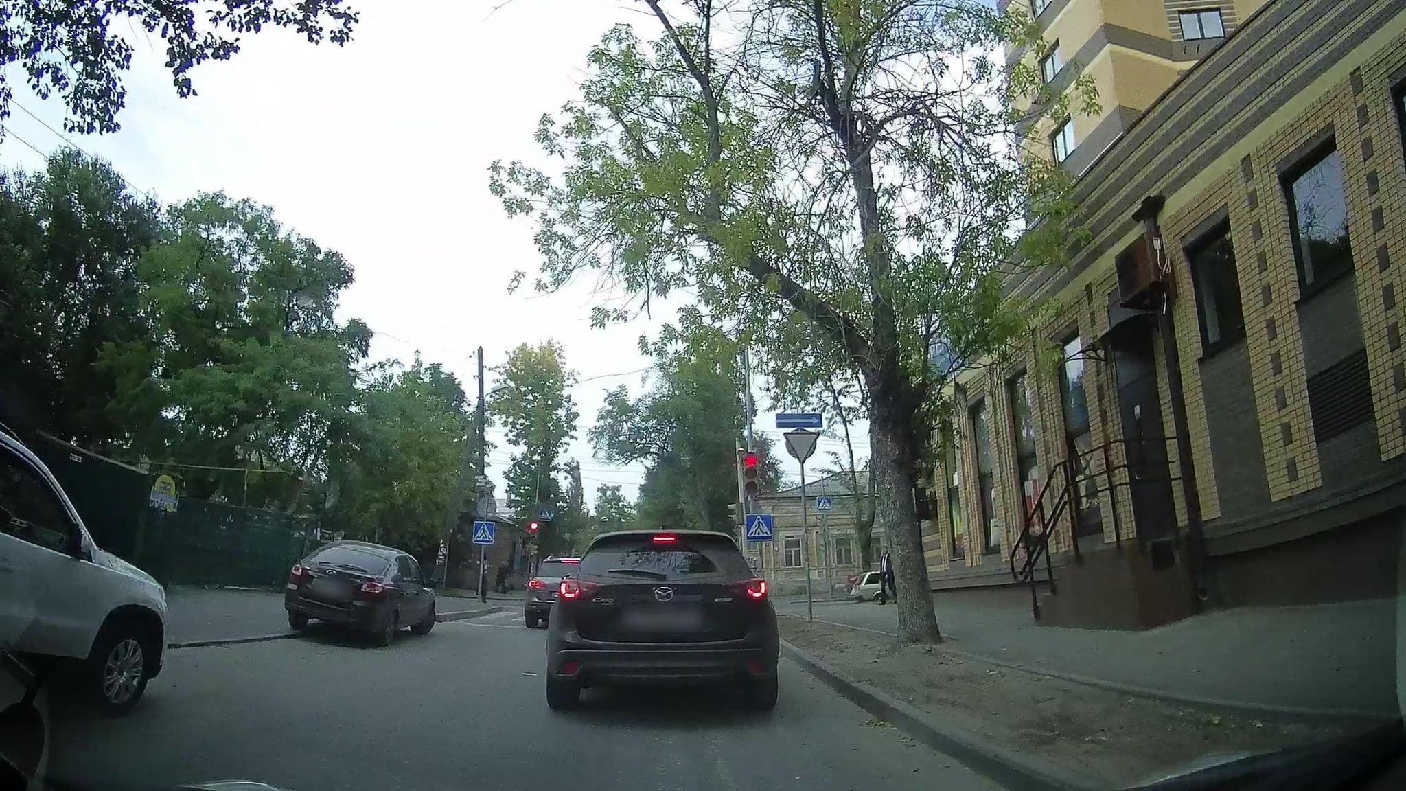 Street view near Парадиз квартирный отель, Rostov-on-Don — © alychagi (CC BY-SA · Mapillary)