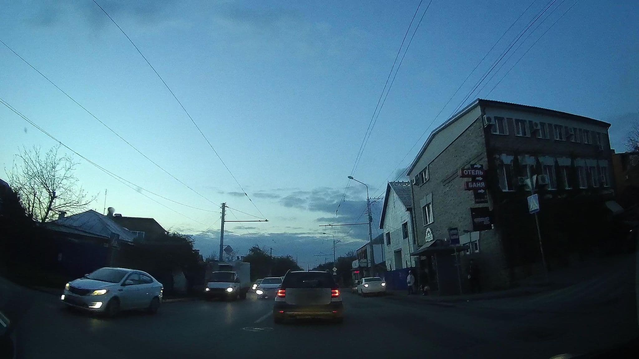 Street view near Малиновый Рай, Rostov-on-Don — © alychagi (CC BY-SA · Mapillary)