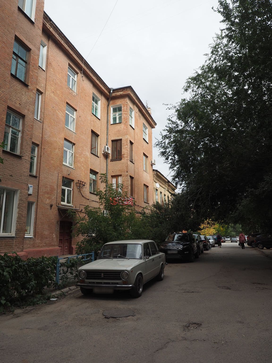 Street view near Proletkult, Volgograd — © trolleway (CC BY-SA · Mapillary)