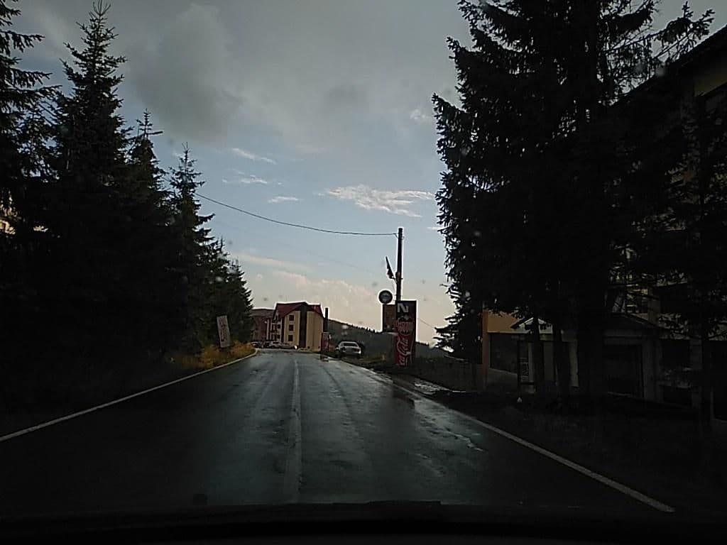 Street view near Hotel NT Rânca, Polovragi — © tavi (CC BY-SA · Mapillary)