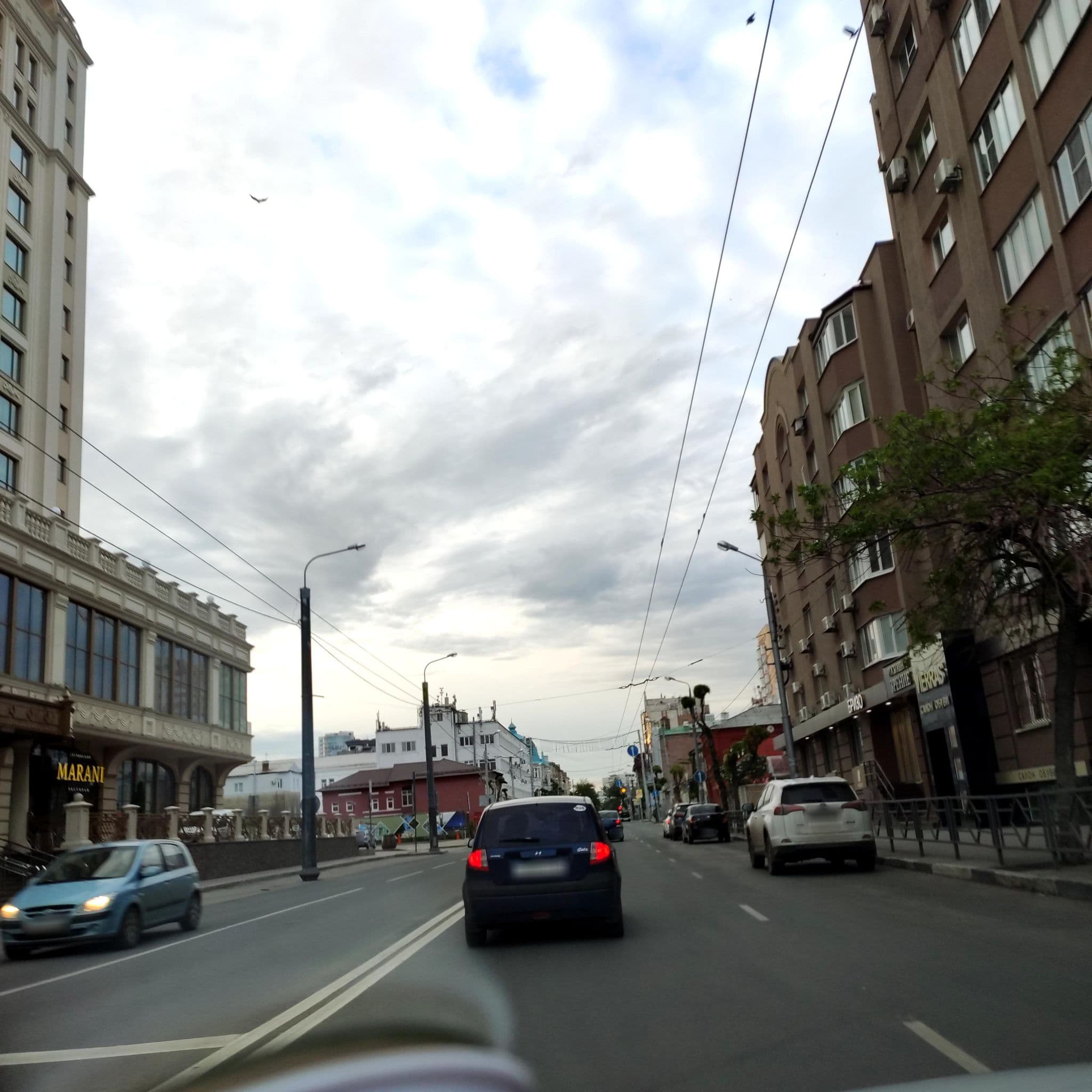 Street view near Лотте Отель Самара, Samara — © phoneuploader (CC BY-SA · Mapillary)