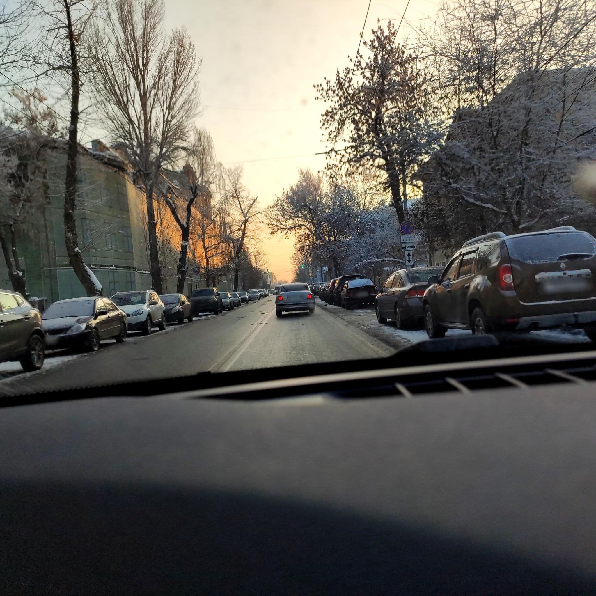 Street view near Гостиница «Волна», Samara — © phoneuploader (CC BY-SA · Mapillary)