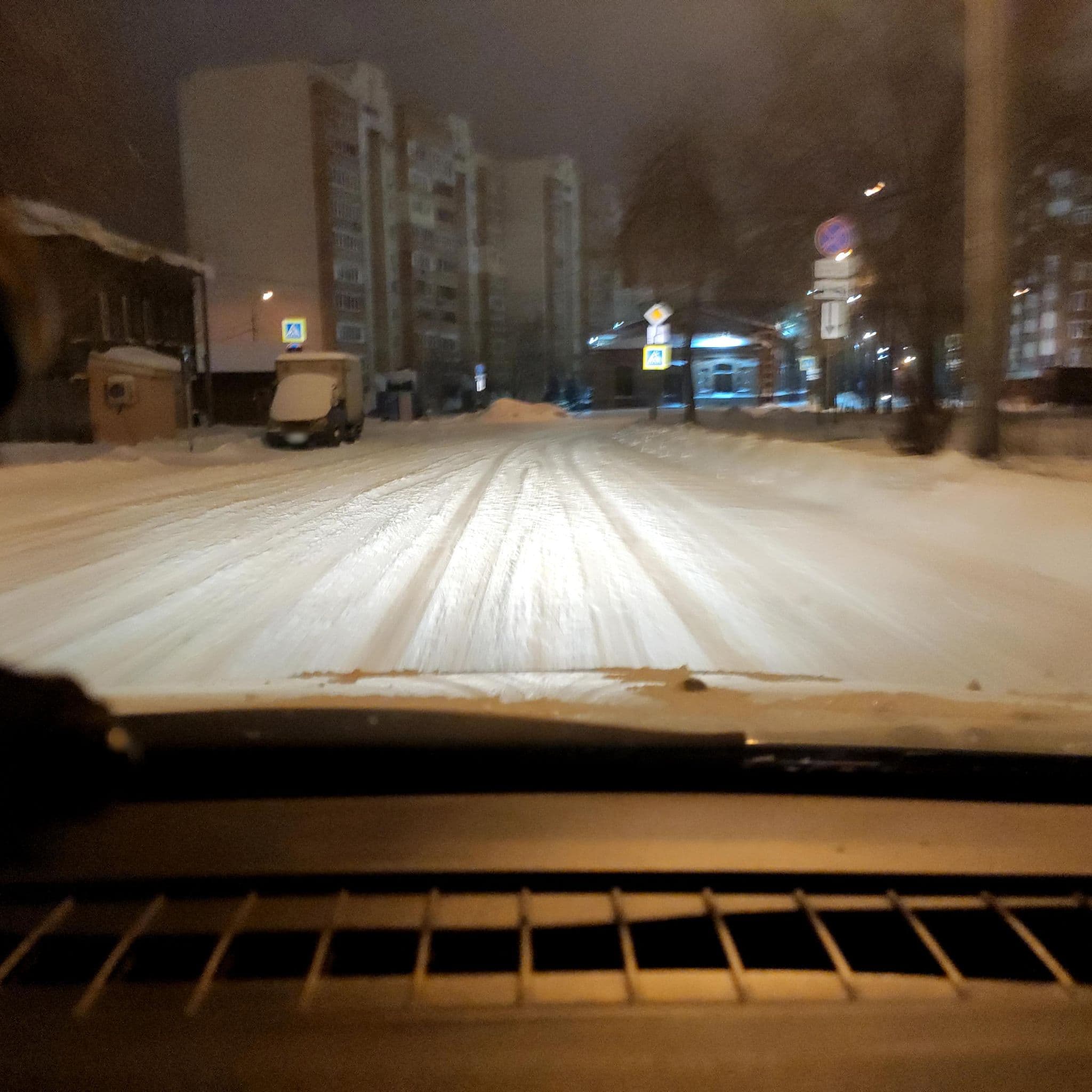 Street view near Гостиница театра «СамАрт», Samara — © phoneuploader (CC BY-SA · Mapillary)